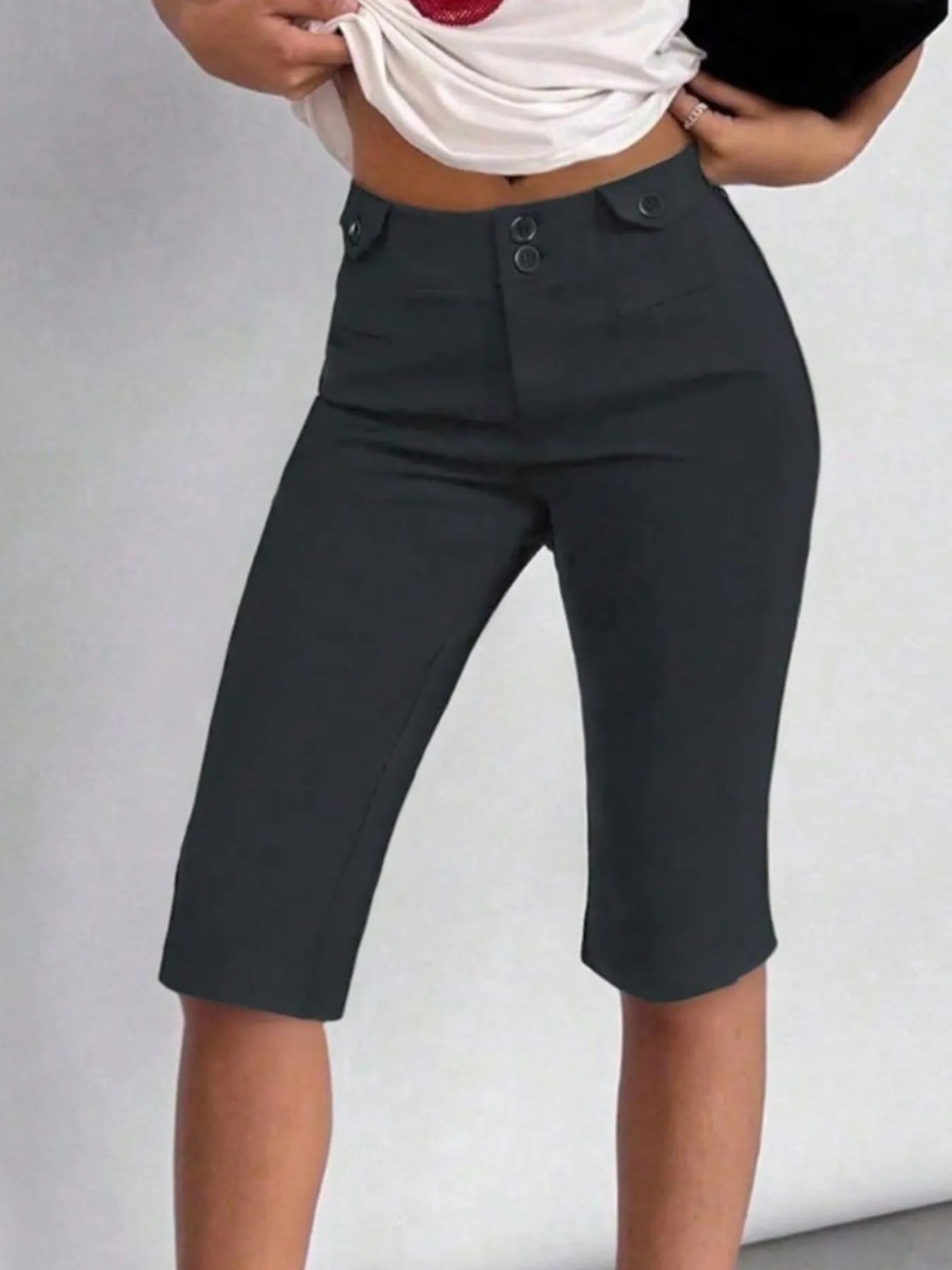 High-Waisted Shorts 422a6f20-1e4f-4c14-9f0e-7427e4cedf0d-Max-Origin