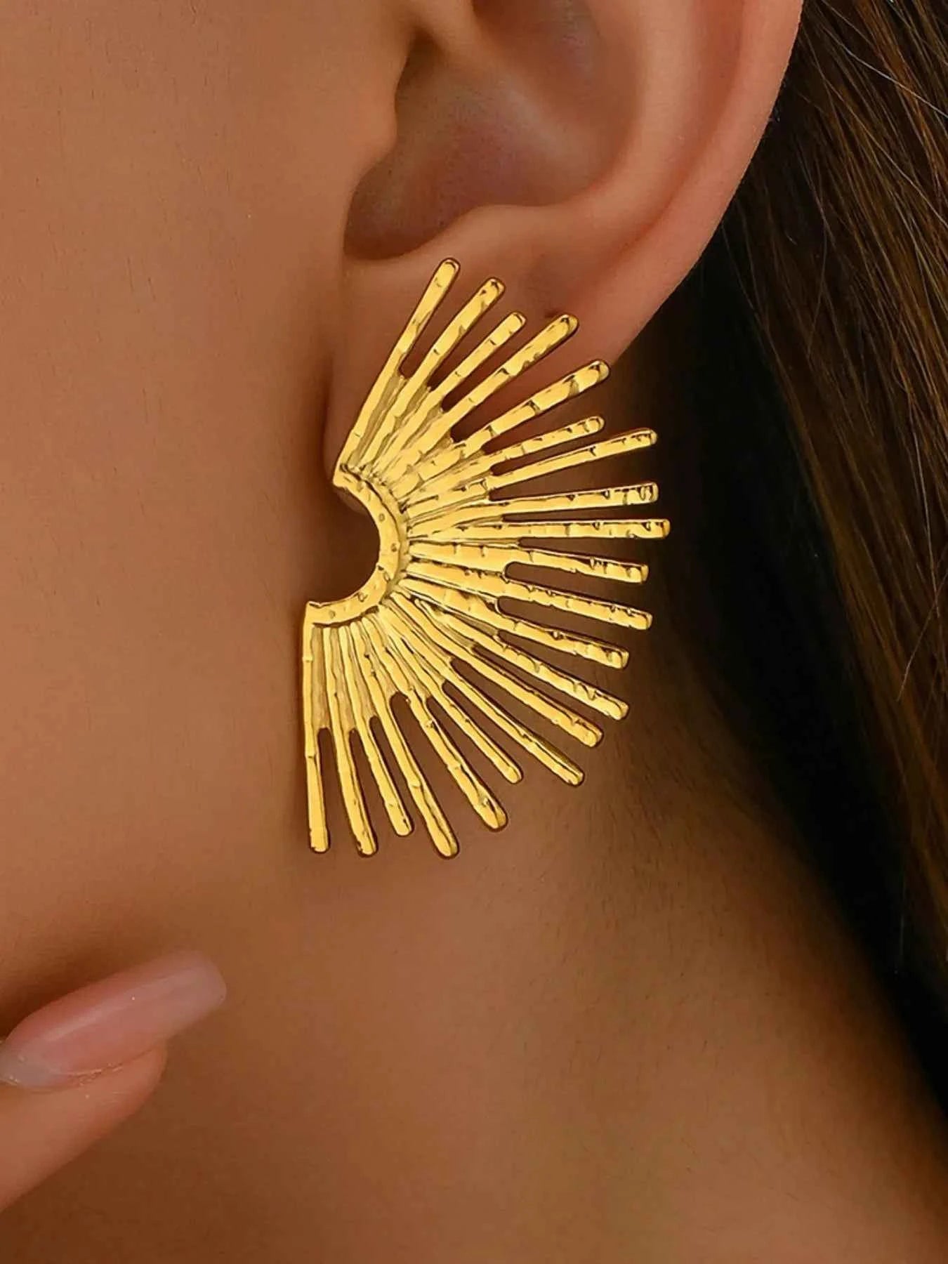 18K Gold-Plated Stainless Steel Sunburst Earrings 4277a6cd-fc18-4892-83f0-8e0731d18eaf-Max-Origin
