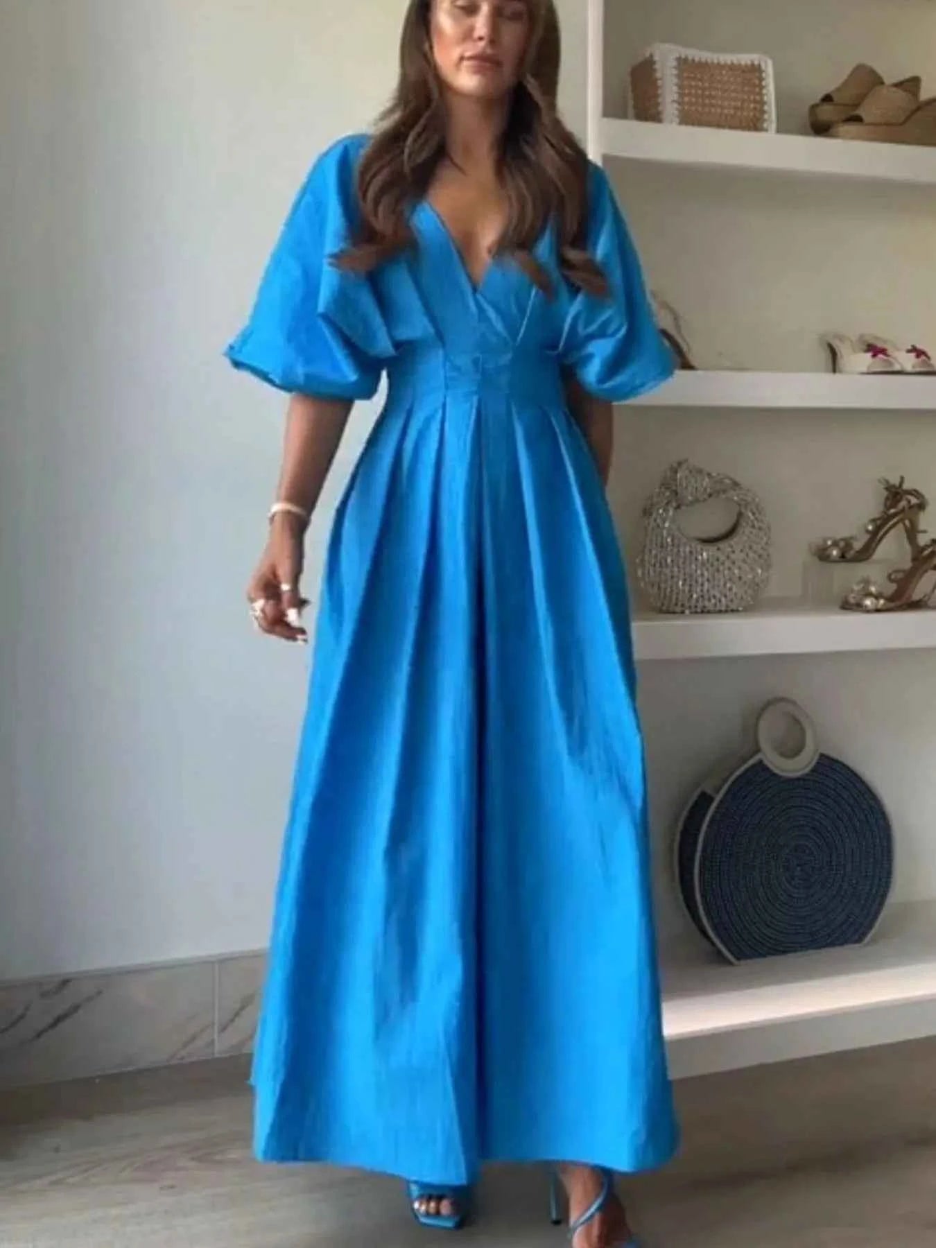 V-Neck Half Sleeve Midi Dress 4280fb38-8de0-41a9-8cd5-a63a5179eabb-Max-Origin