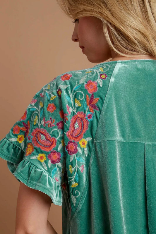 Umgee Velvet Embroidery Short Sleeve Blouse 429404b4-eb91-4f22-86ab-73918ca173f0-Max