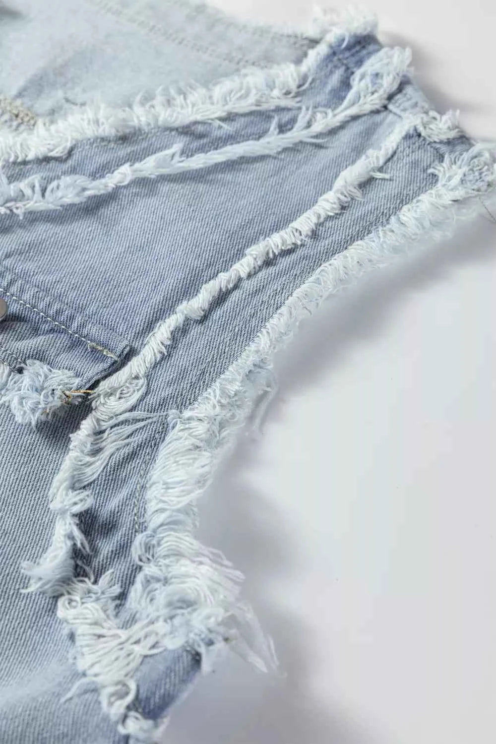 Frayed Edge Flap Pockets Denim Vest Jacket 42a16ac6-bae8-4321-90f9-8ca6817ab889-Max-Origin