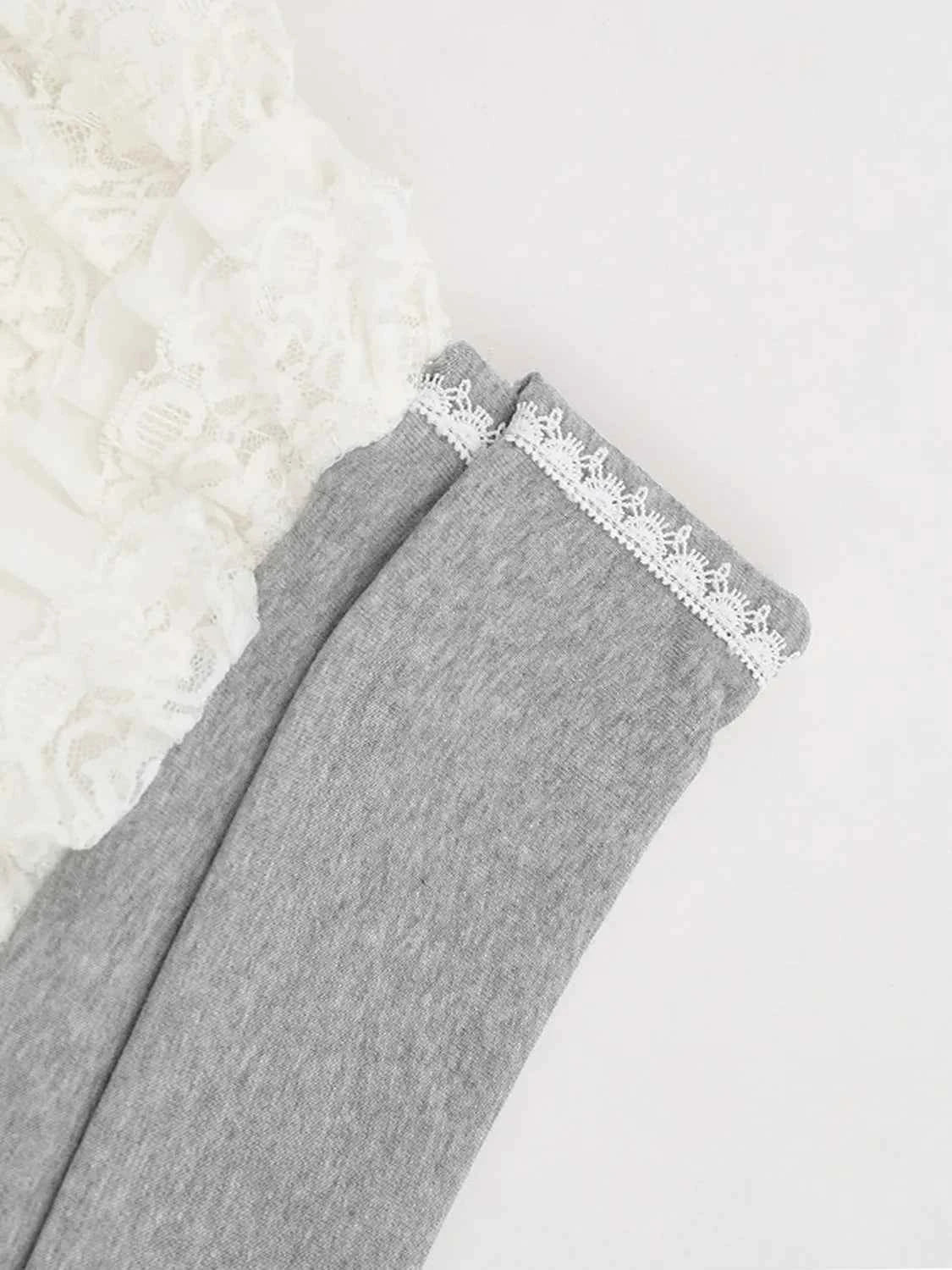 Layered Tulle Mini Skirt with Contrast Waistband 42acc1ed-7c6d-424f-b920-77097e63e2c8-Max-Origin