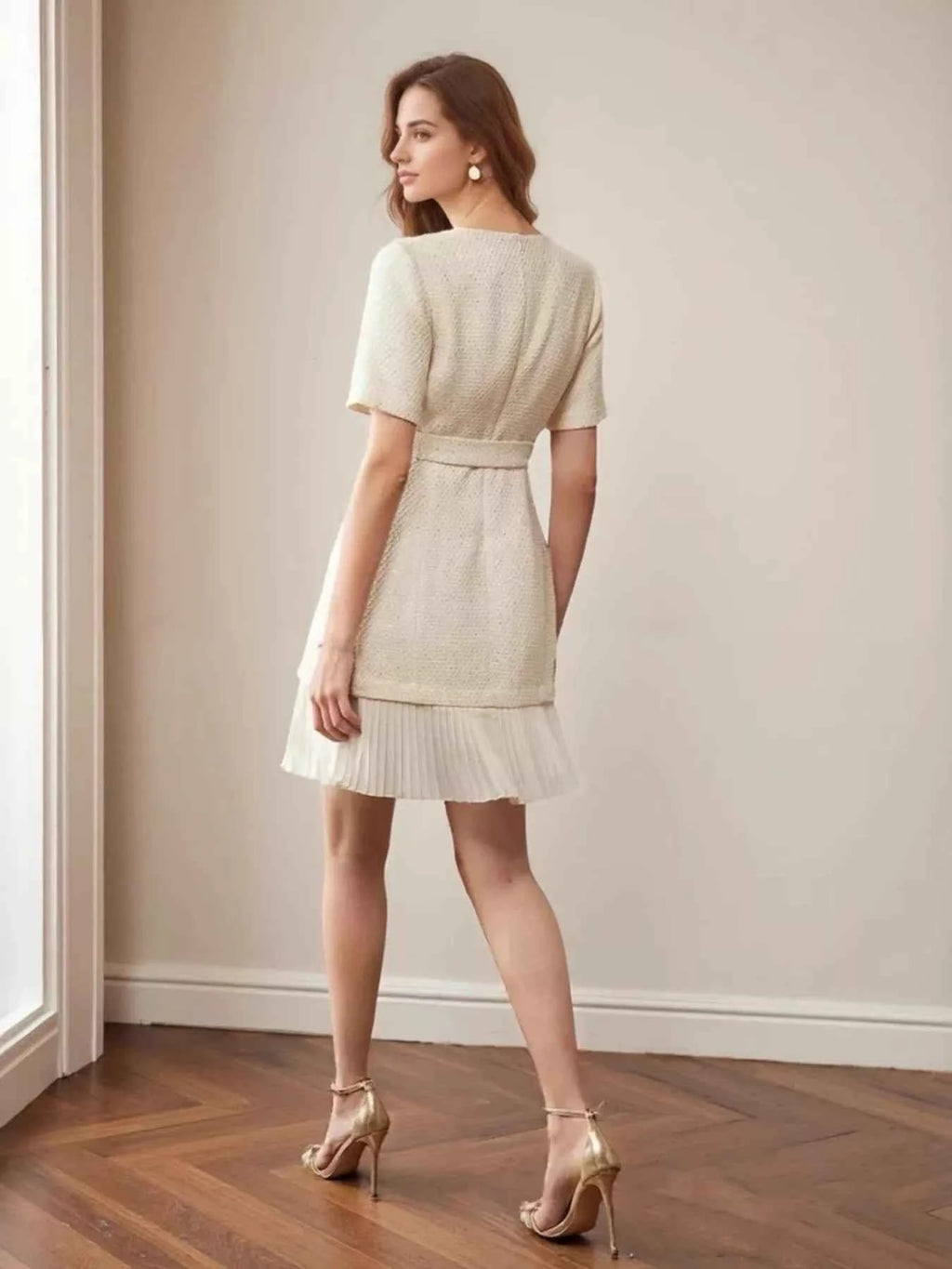Pleated Hem Round Neck Dress 42b4385351364a69b47562f398f72ca8-Max-Origin