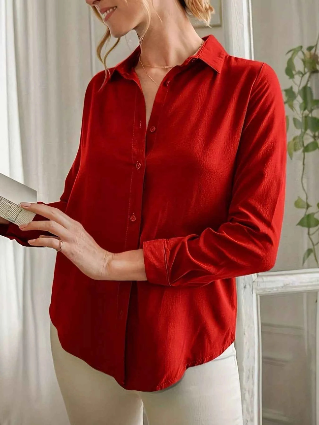 Long Sleeve Button-Down Shirt 42e777f2-3326-41e7-9749-f87cb170f319-Max-Origin