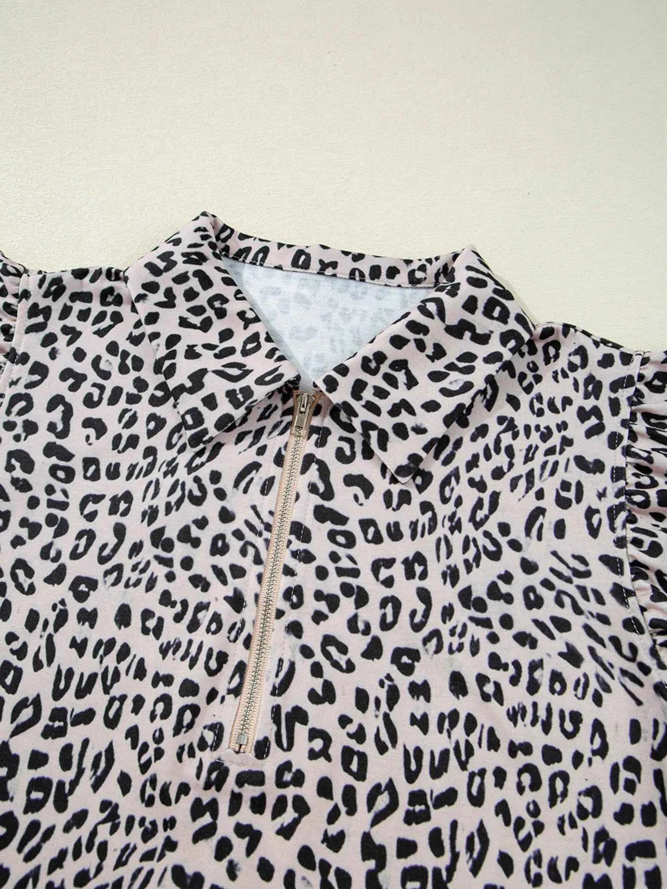 Leopard Print Cap Sleeve Top and Shorts Summer Set 42ea9ccff7964072a14e0a61ba9da33b-Max-Origin