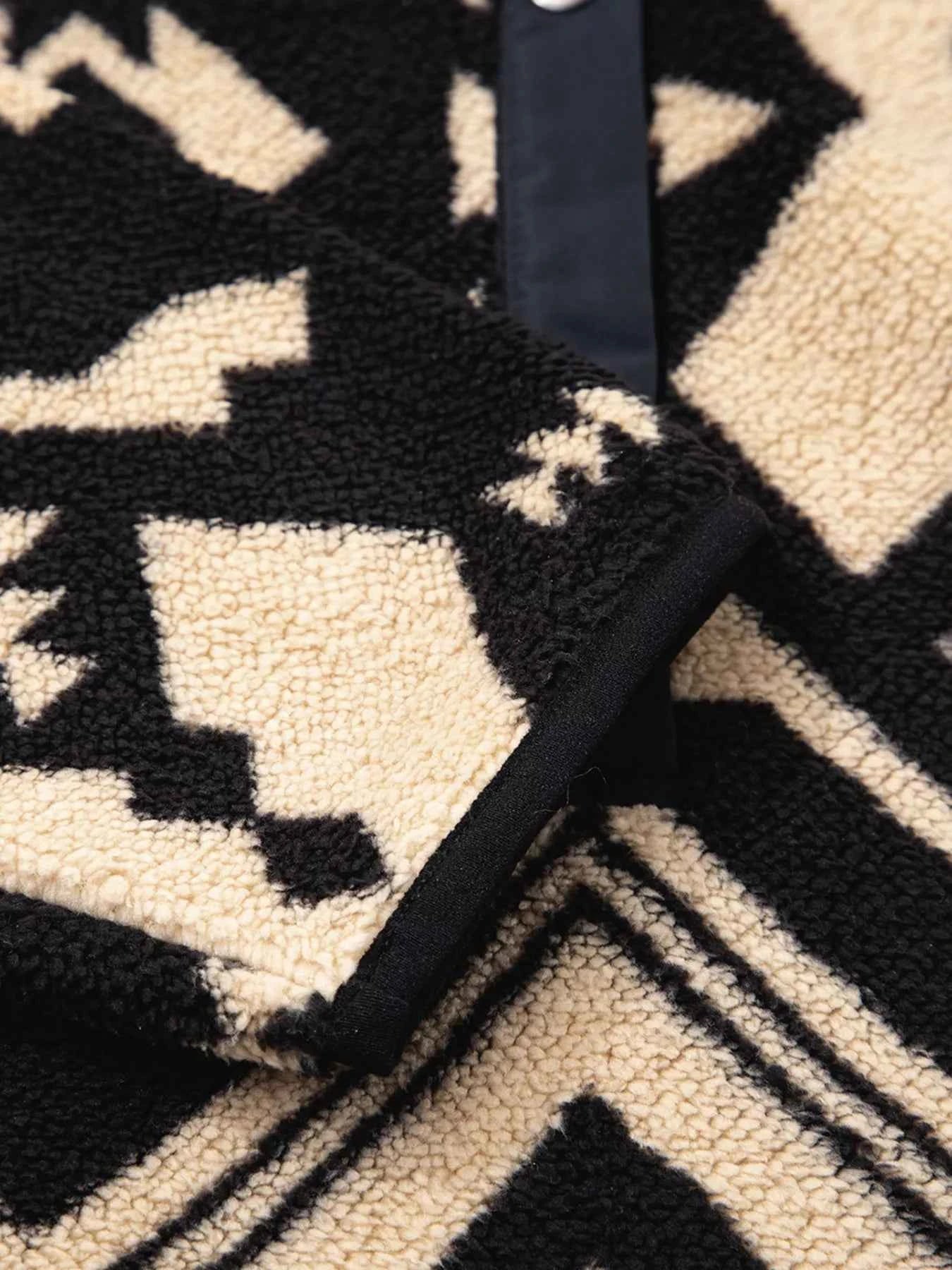 Western Aztec Half Zip Plush Sweatshirt 43f2e32c81f042f4bd75ca186084938d-Max-Origin