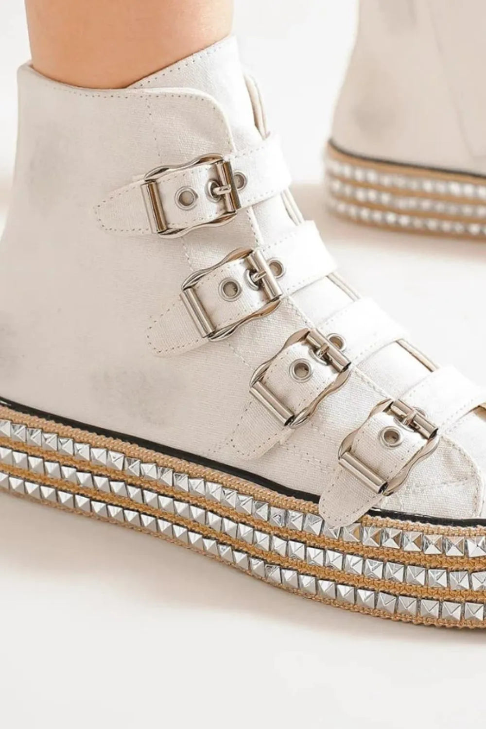 Beast Fashion Multi-Buckle Straps Studded Platform Sneakers 44161882-522f-4201-9da3-fc660b5b6e3a-Max