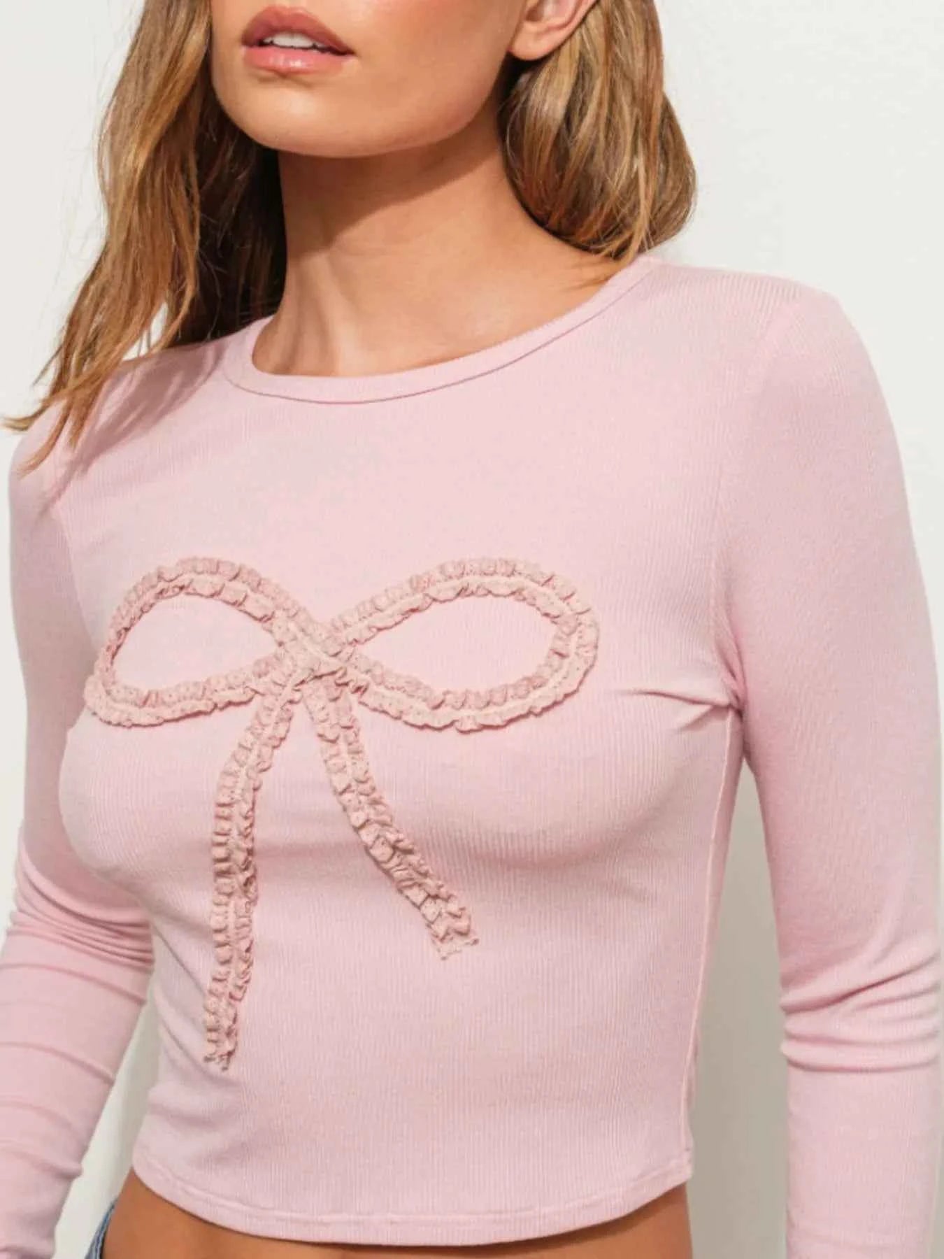 Bow Long Sleeve Fitted T-Shirt 444b7a1e-4d86-49ff-957b-f01366678d64-Max-Origin