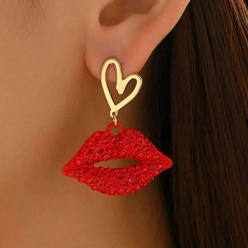 18K Gold-Plated Rhinestone Lips Heart Dangle Earrings 44b76d15-da89-4013-8a38-e0fa7806ae6b-Max-Origin