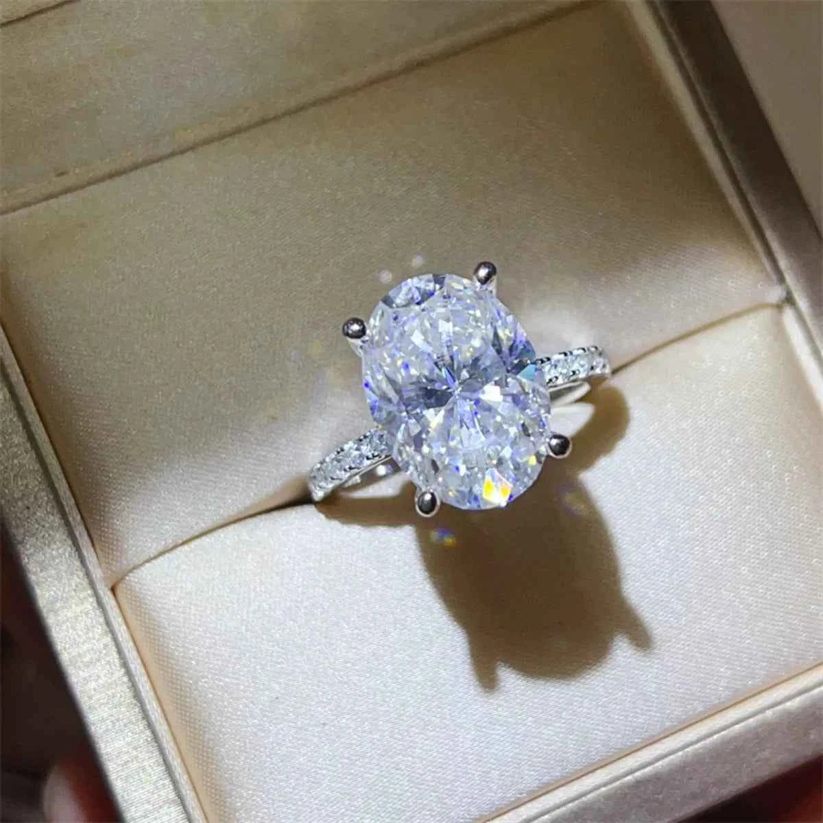 8 Carat Moissanite 925 Sterling Silver Ring 44e87c6d-0741-4948-a242-5fc855eb03f4-Max-Origin