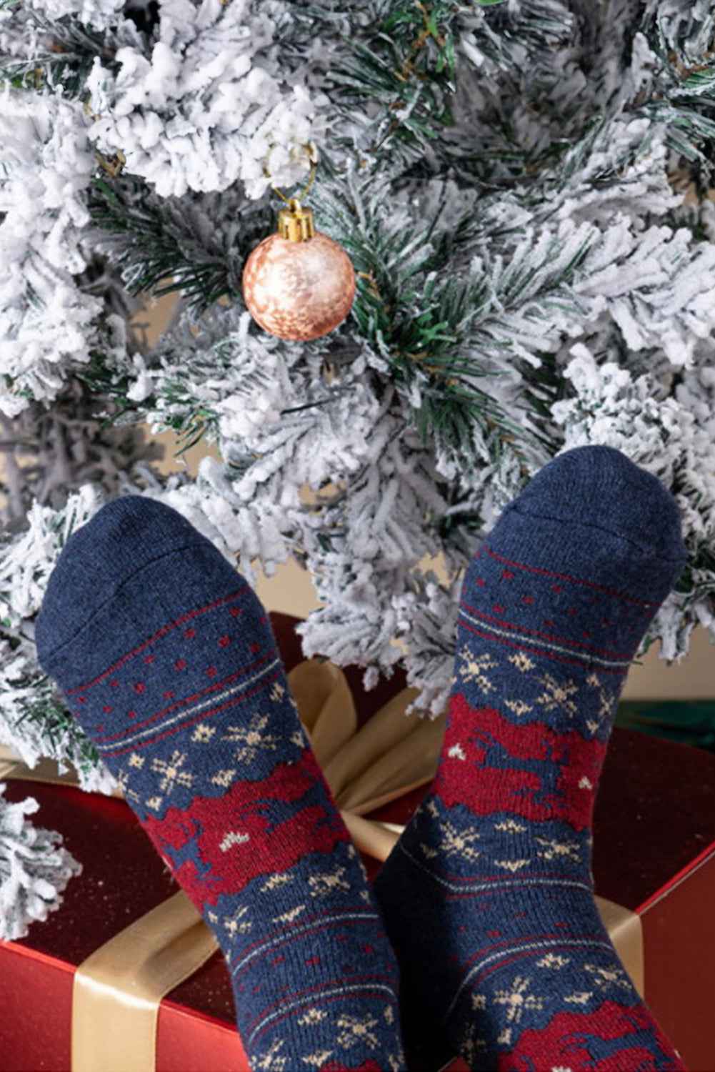 Parchment 5 Pairs Christmas Reindeer Print Socks Set 4510e6eacc5881ce