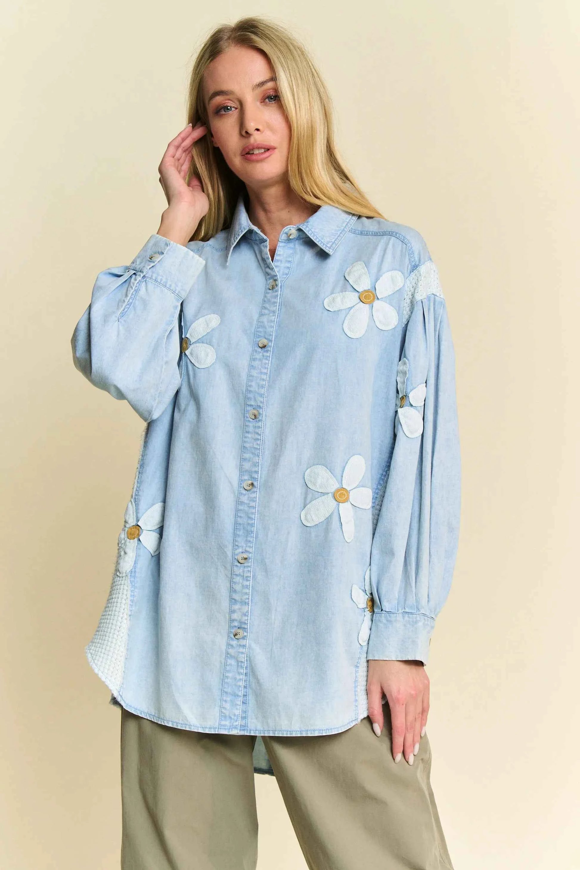 Davi & Dani Lightweight Washed Daisy Patch Waffle Knit Shirt 45317d7670f440918999d0a935704ecd-Max-Origin