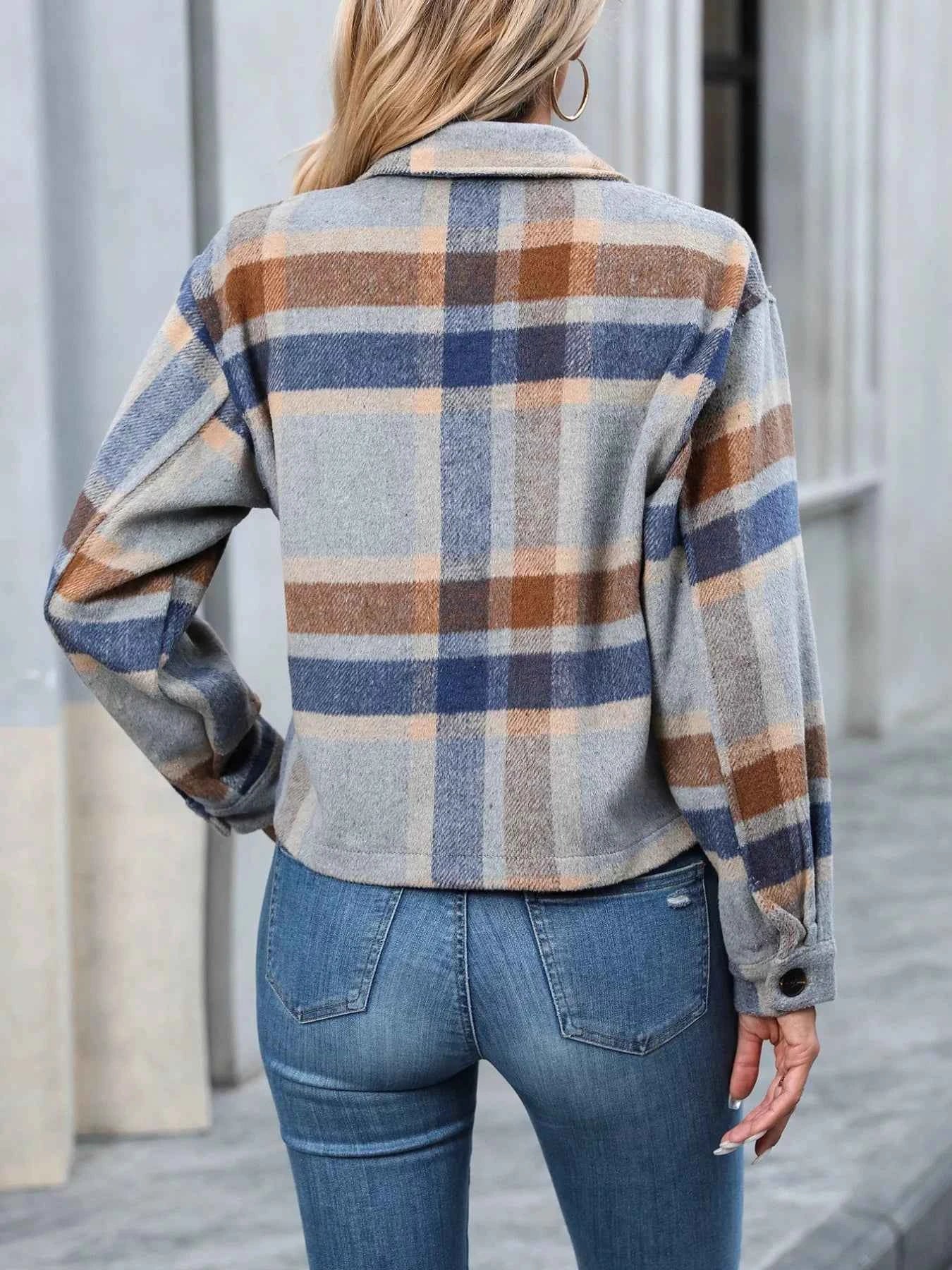 Plaid Oversized Button-Up Cropped Jacket 454e50d7-b5e3-4040-af77-d3ef799ffffa-Max-Origin