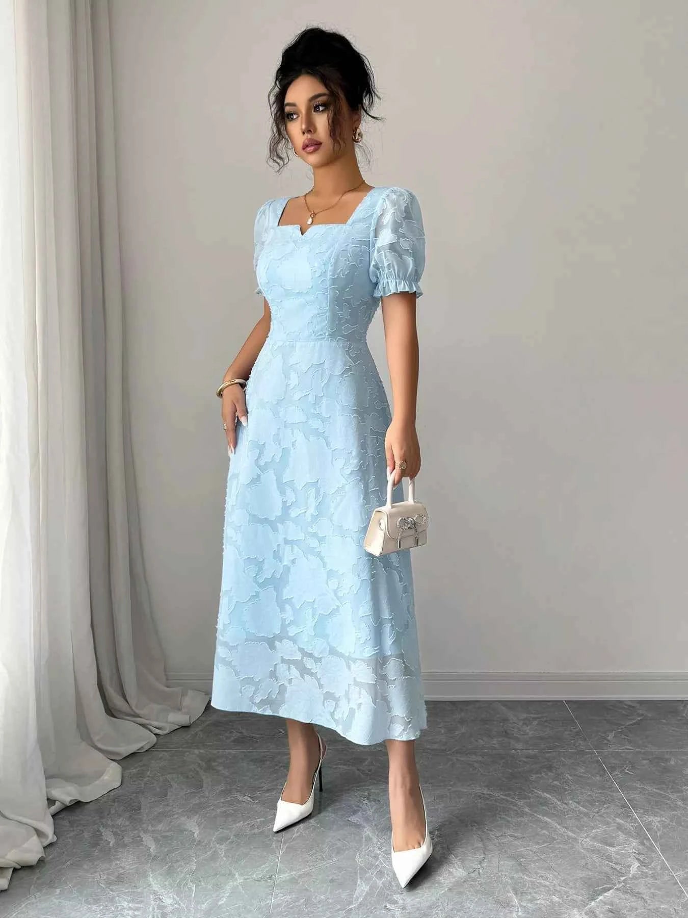 Floral Puff Sleeve Square Neck Midi Dress 457b8235-29b9-4a36-bde8-ed11e7e797ce-Max-Origin