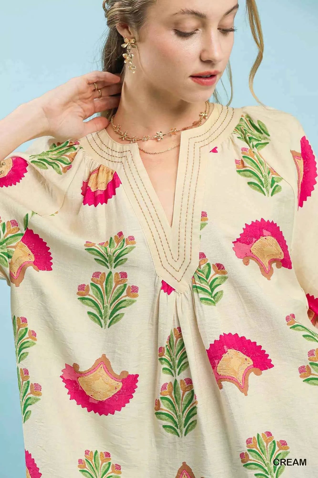 Umgee Abstract Print Blouse with Ruched Detail 45a16995-5b7c-4580-bc62-03f94fb77fe6-Max-Origin