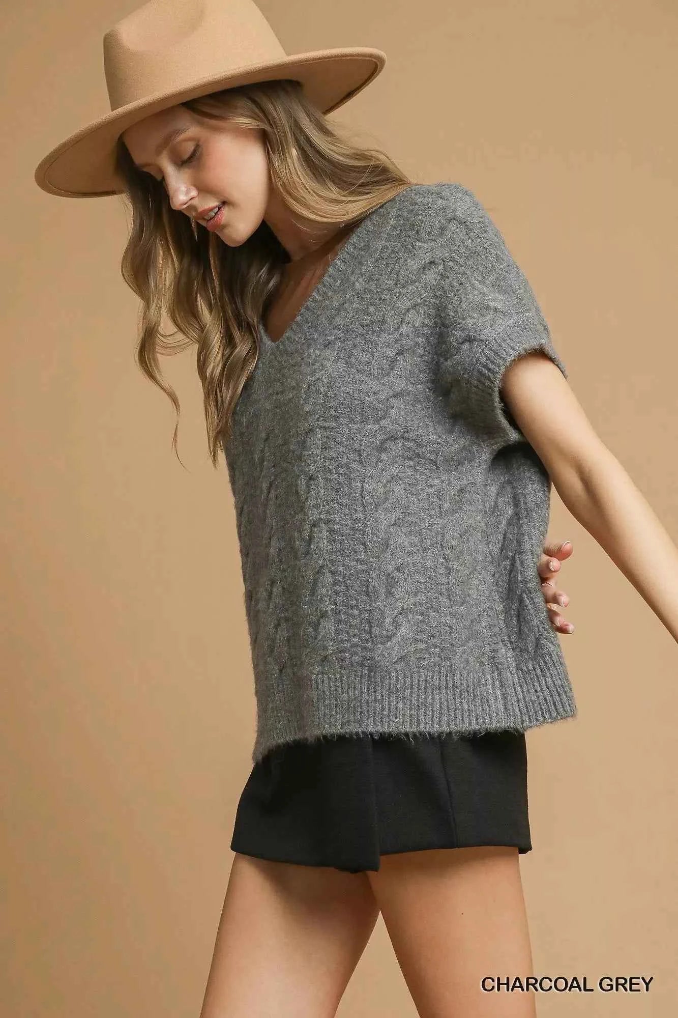 Umgee Cable-Knit V-Neck Sweater 45c50c77-e33b-4298-a982-81732ab562fd-Max-Origin