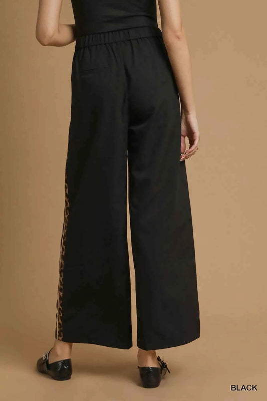 Front Pleated Wide-Leg Pants with Contrast Trim 45c9b112-5298-47ea-9083-c83a4d8372a5-Max-Origin