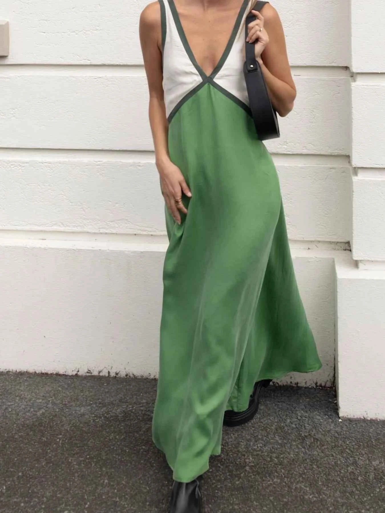 Color Block V-Neck Sleeveless Maxi Dress Dark Green 45f02902-cc08-4f7d-8259-2eeff2cd68fa-Max-Origin