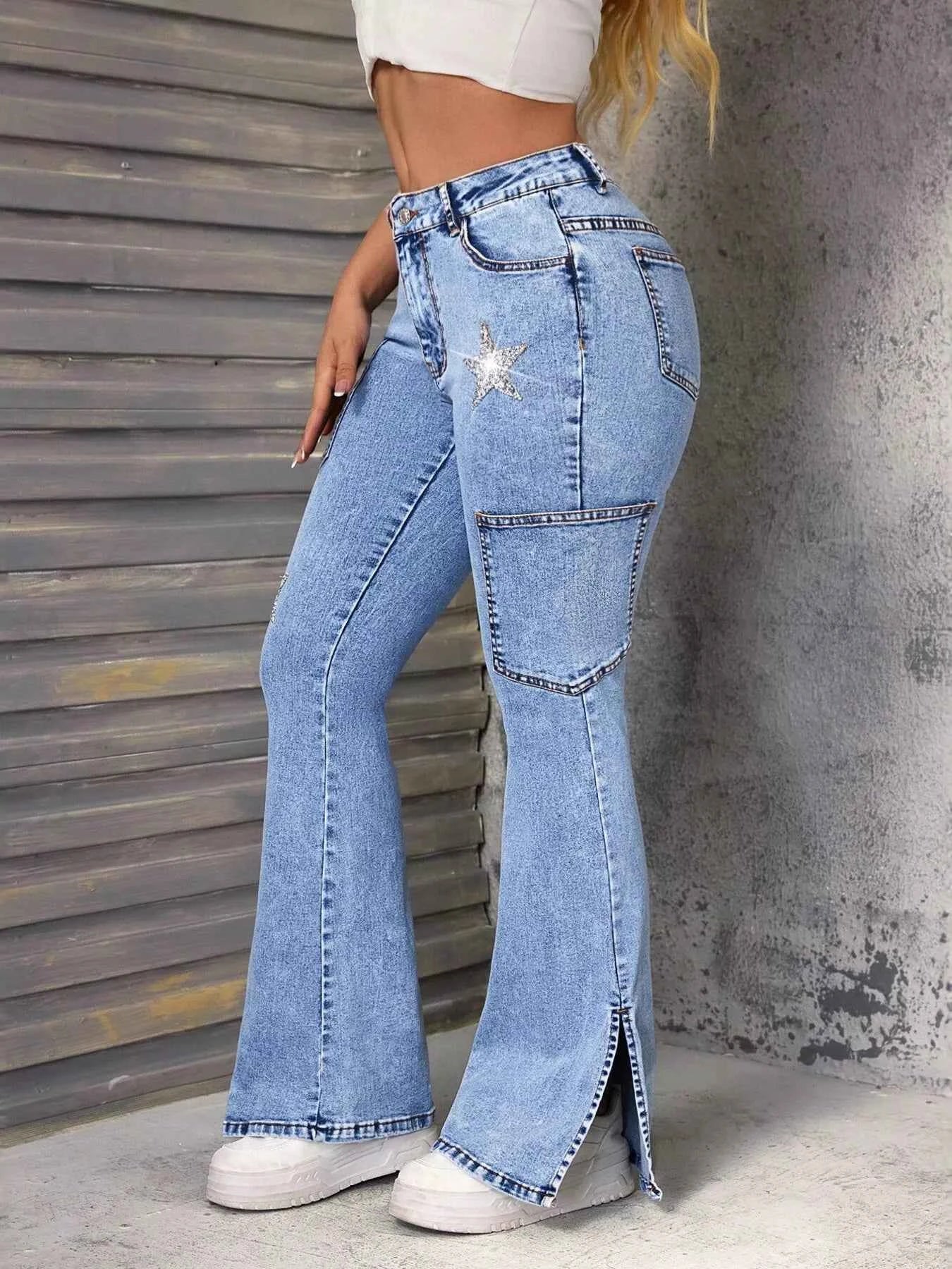 Slit Star Flare Leg Jeans 460cd5e80cdf4e4dadad2d0f2e80b64a-Max-Origin