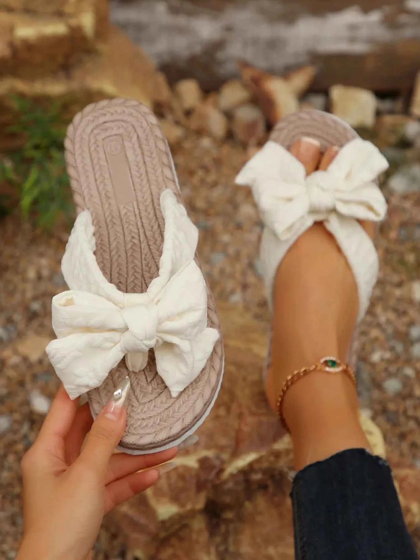 Bow Toe Post Platform Sandals Ivory 466a8587d7df41c2b15ee47265e7a91a-Max-Origin