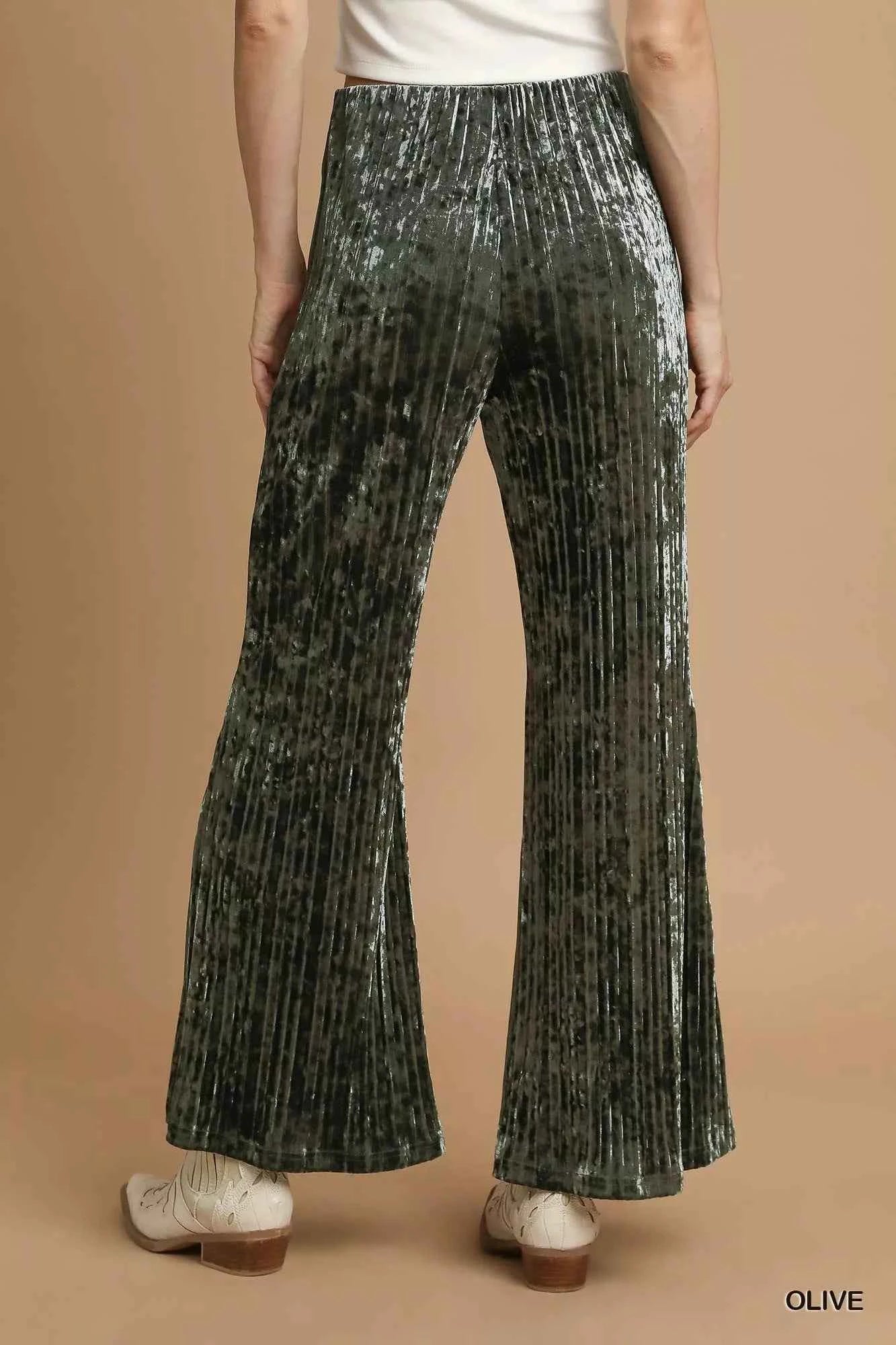 Umgee Velvet Pleated Wide Leg Pants 46b913f3-e96c-4aa4-ad07-e40b7a1b6877-Max-Origin