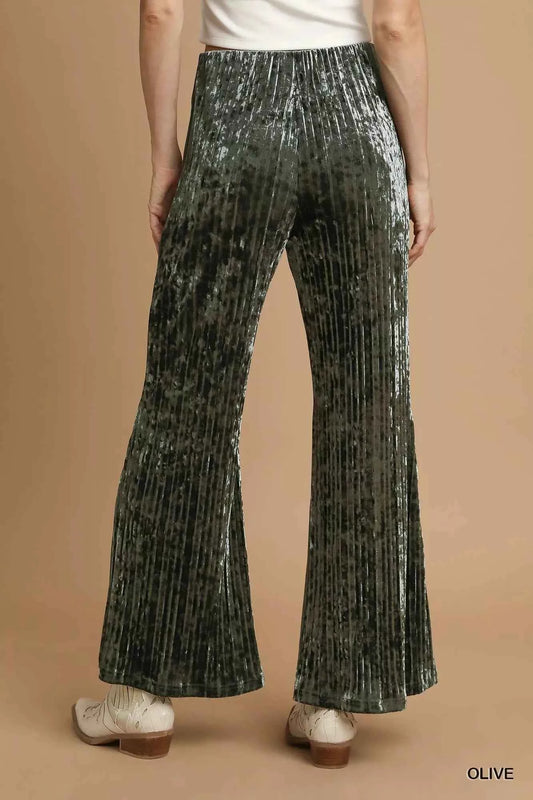 Umgee Velvet Pleated Wide Leg Pants 46b913f3-e96c-4aa4-ad07-e40b7a1b6877-Max-Origin