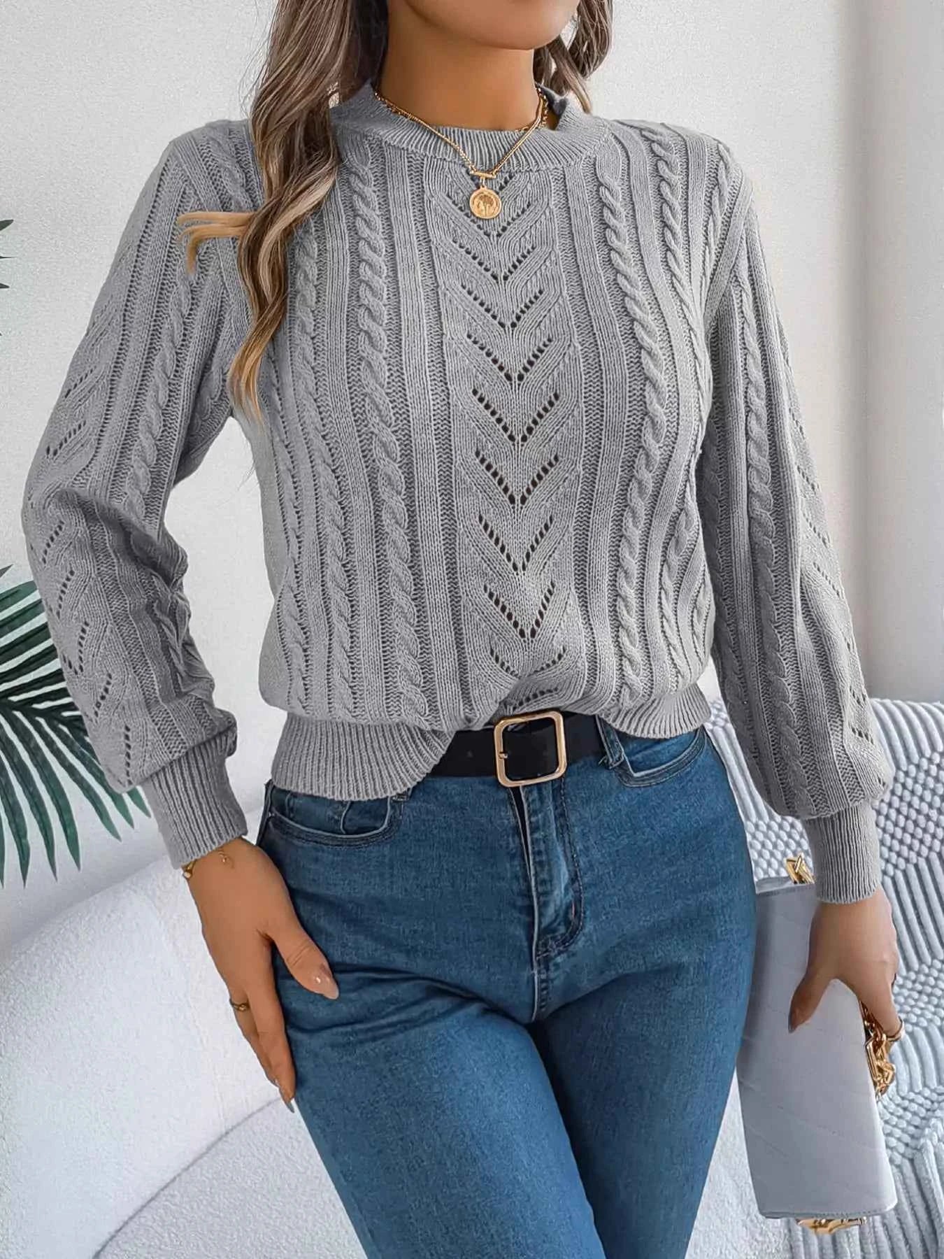 Cable-Knit Round Neck Sweater 46d98b39-609c-4d25-9606-34620d9a8e72-Max-Origin