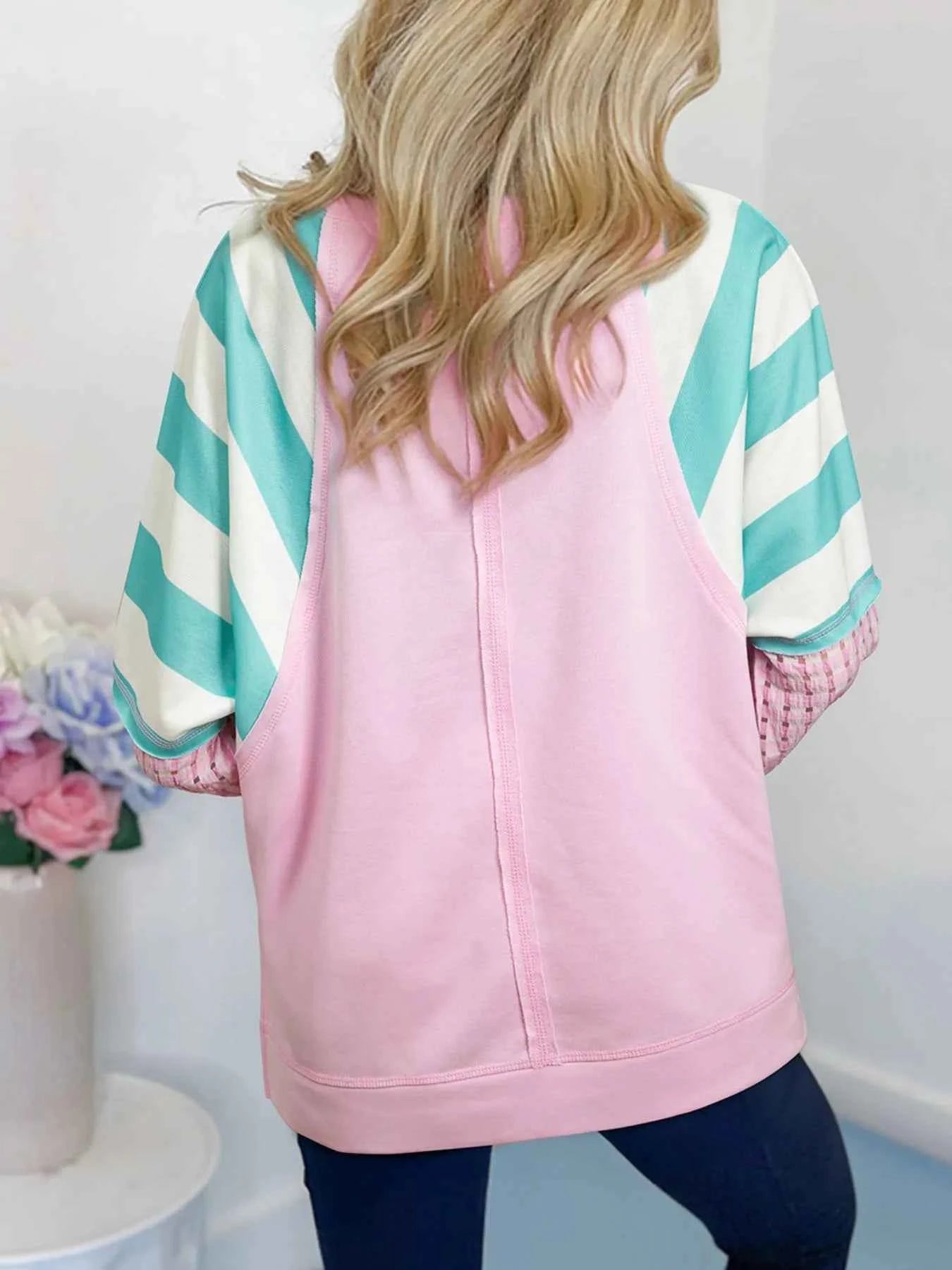 Striped Color Block Patchwork Raglan Sleeve Top with Slits 470e924f-7ca4-435b-a479-1a4ef298cbb3-Max-Origin