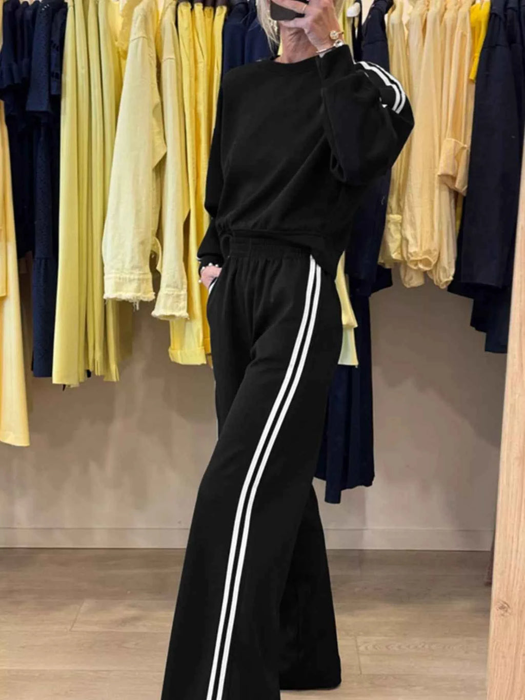 Striped Detail Crewneck Top and Elastic Sweatpants 2pcs Set 47249c86-ff98-4020-b549-76532358014b-Max-Origin