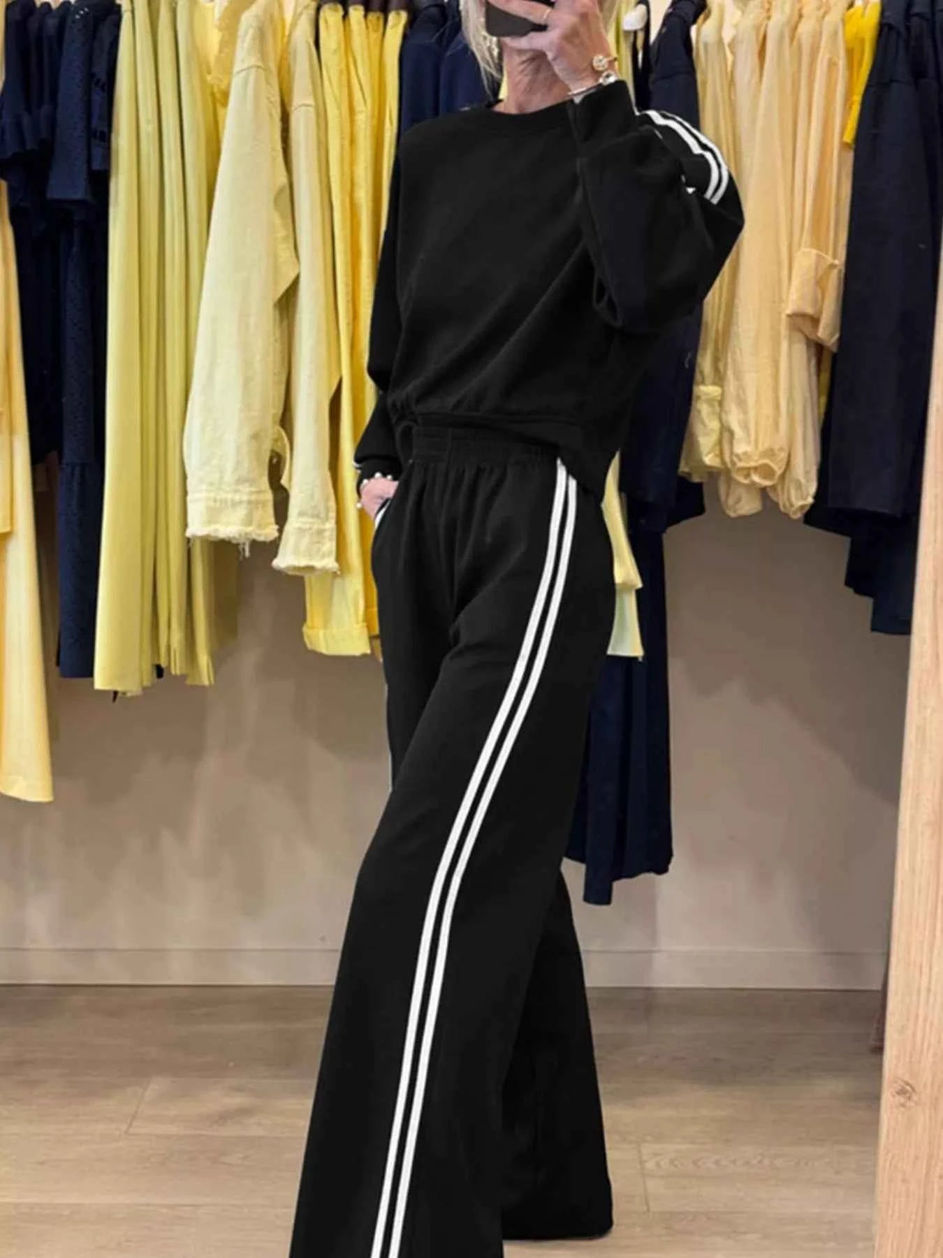 Striped Detail Crewneck Top and Elastic Sweatpants 2pcs Set 47249c86-ff98-4020-b549-76532358014b-Max-Origin