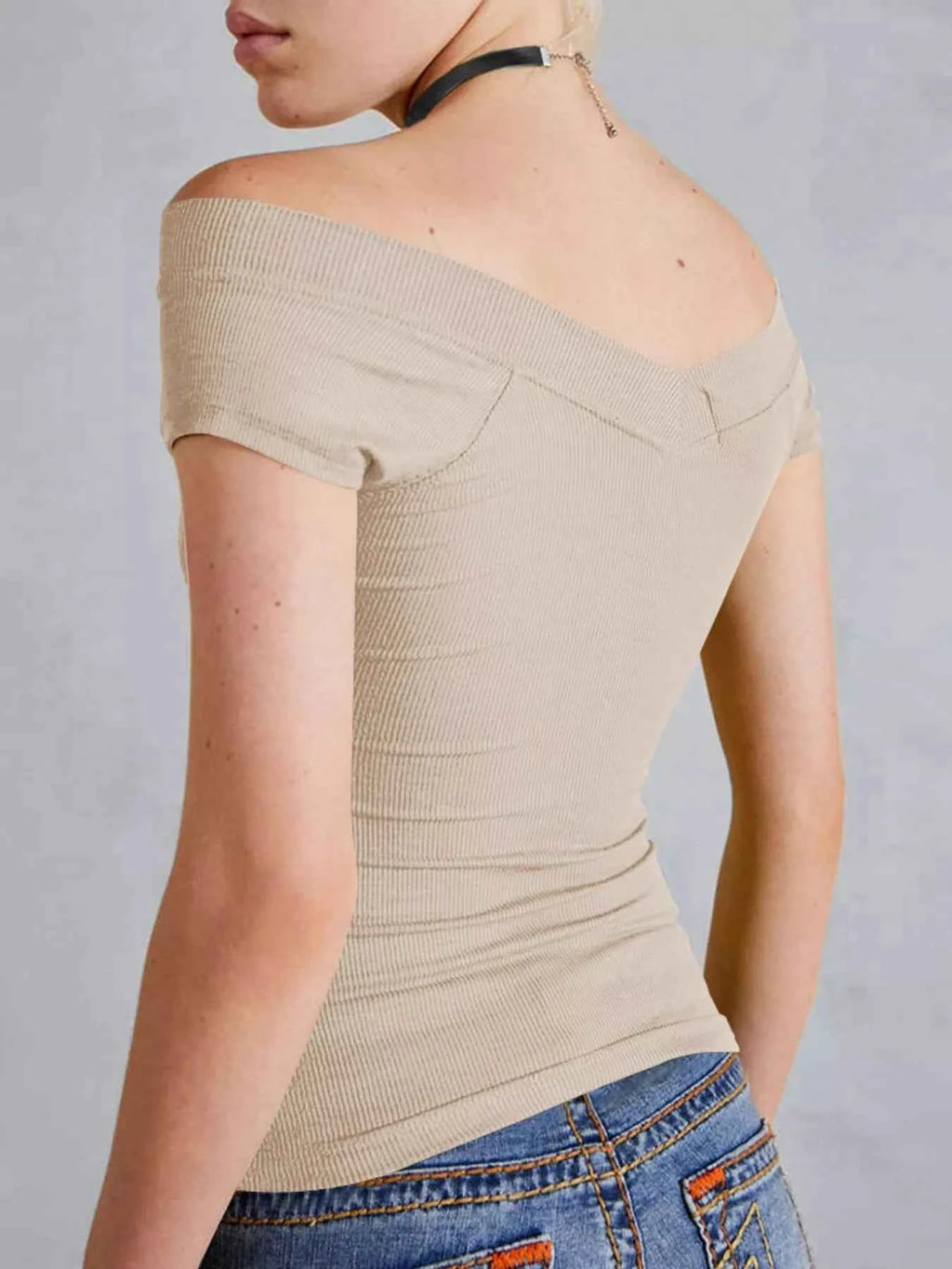 Ribbed V-Neck Cap Sleeve Fitted T-Shirt 47669033-acf6-437b-966e-e4fb06b6ec82-Max-Origin