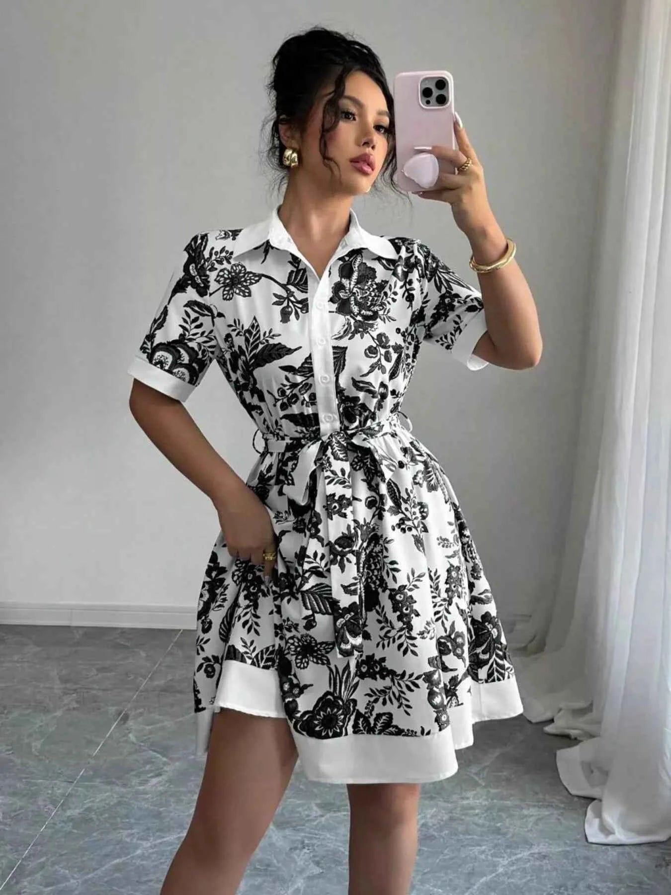 Floral Print Button-Front Shirt Dress 4803684991e6461693bc83fb47f4e613-Max-Origin