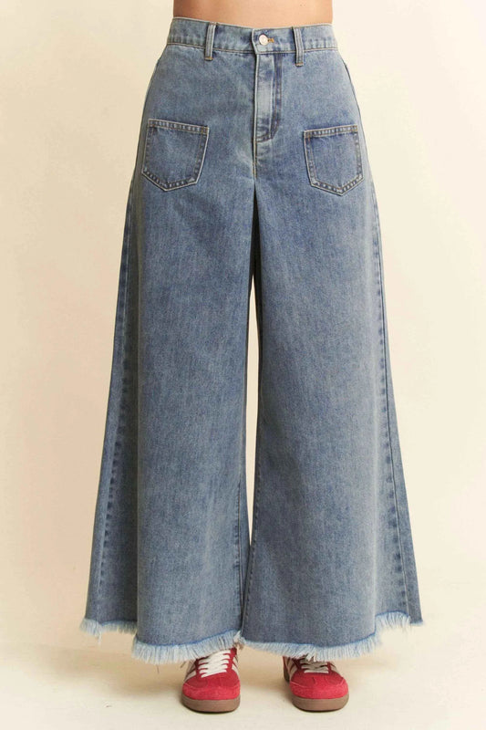 Davi & Dani Patch Pocket Wide Leg Culotte Jeans 481048d91be54a6b9812173acacc2d5b-Max-Origin