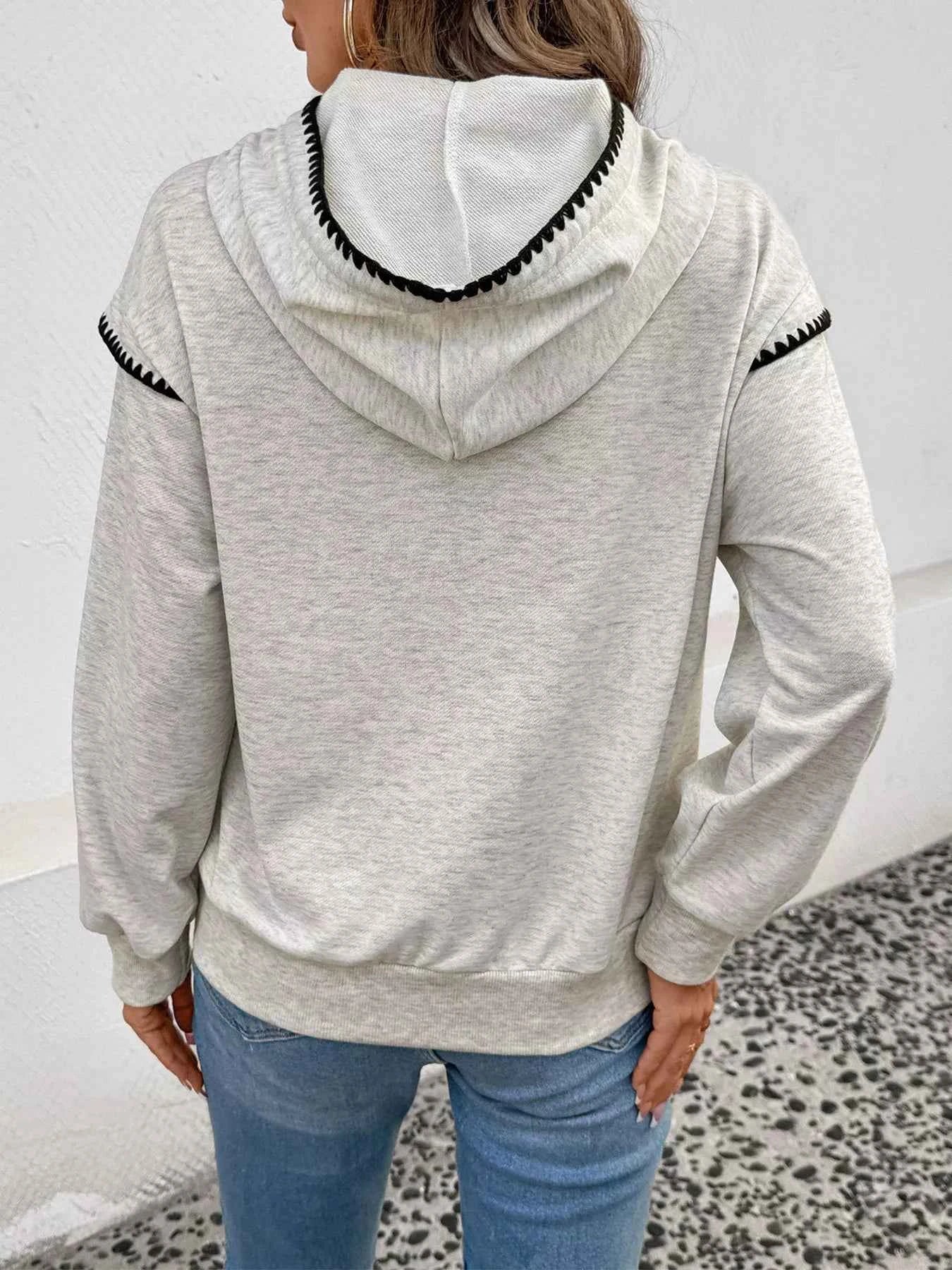 Contrast Trim Drawstring Hoodie with Kangaroo Pocket 481b5e6279624521b927dfbdf5451625-Max-Origin