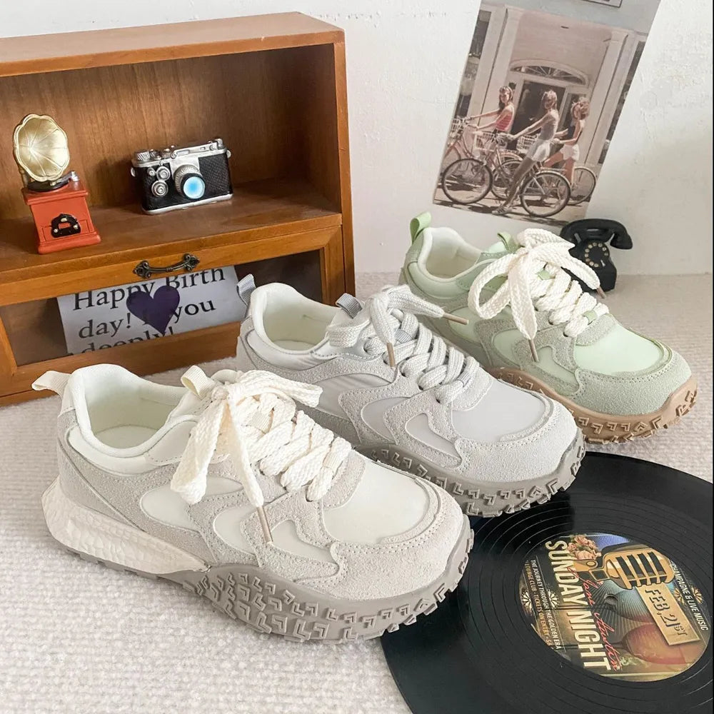 Round Toe Lace Up Platform Athletic Sneakers Light Gray 485daf09-2b89-472a-84b1-52ac093a0e01-Max