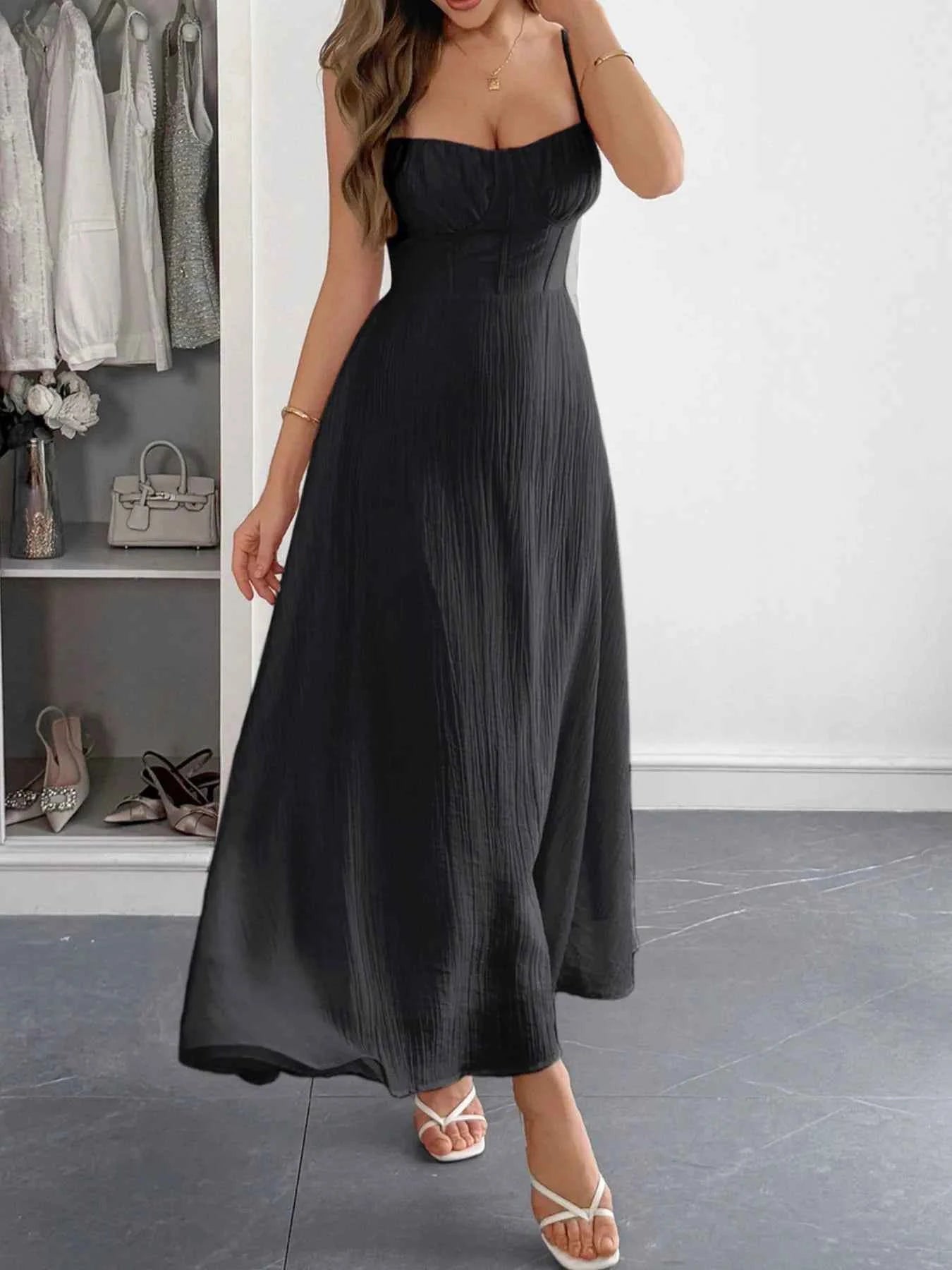 Sweetheart Neck Cami Dress 48de26d6-f62b-41ad-b449-2c0bcb5716cc-Max-Origin