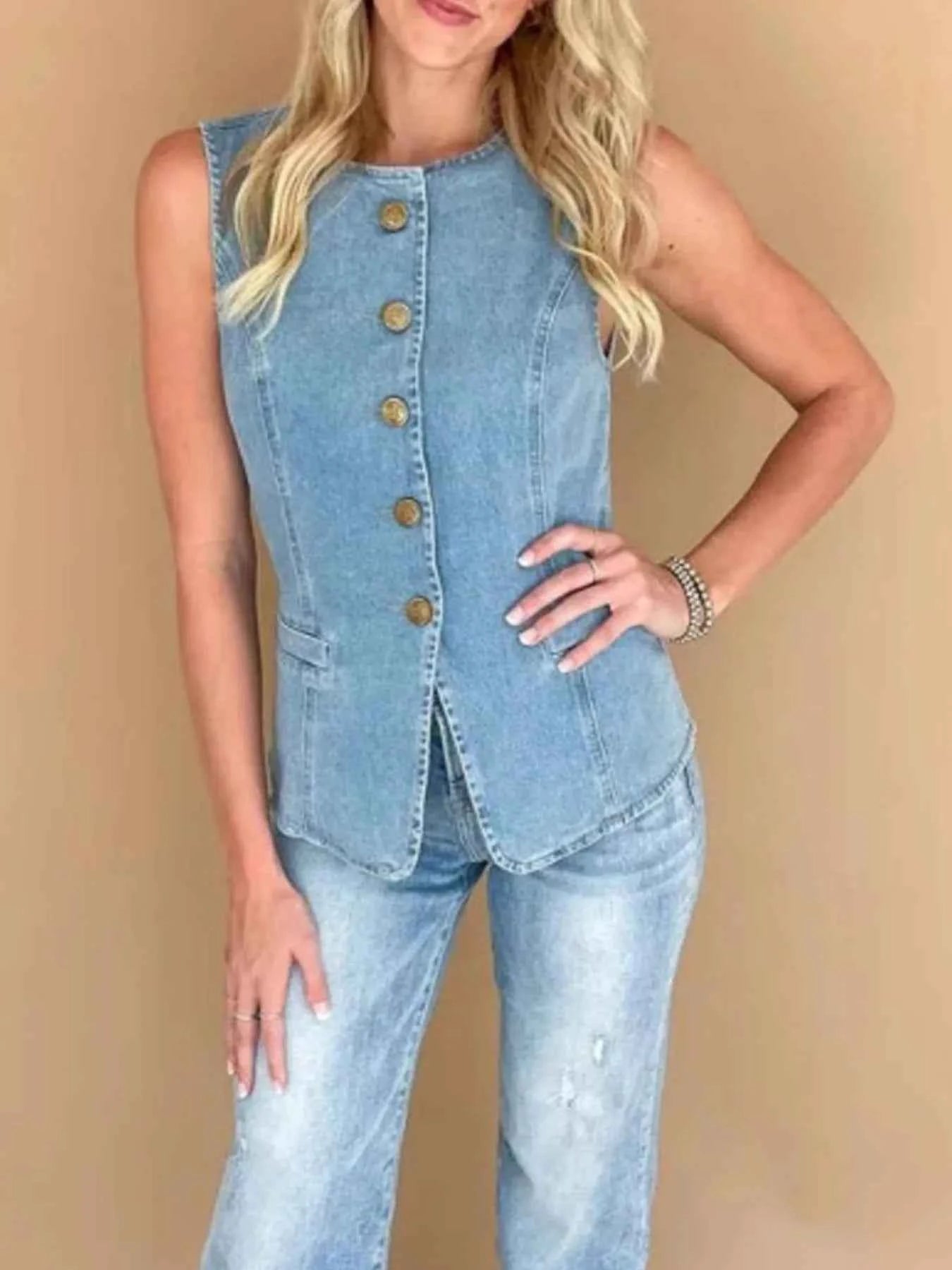 Sleeveless Button-Front Denim Vest 49078dcd-589b-44f4-a64a-2db13fa42e41-Max-Origin