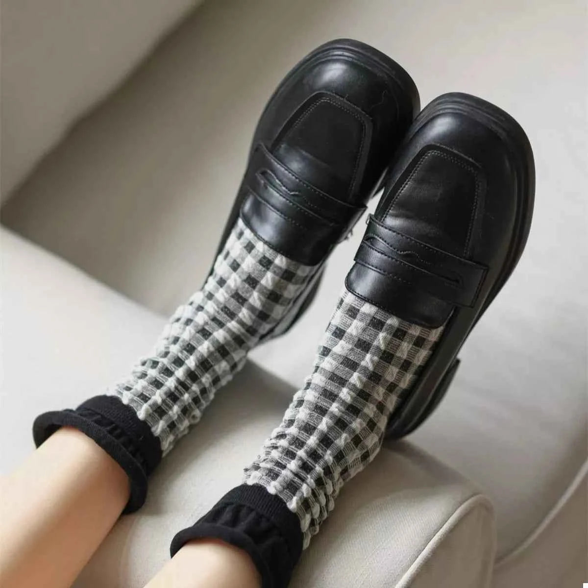 Two-Tone Cotton Knit Crew Socks 49277863-d71a-4834-9cad-b4920b563ea4-Max-Origin