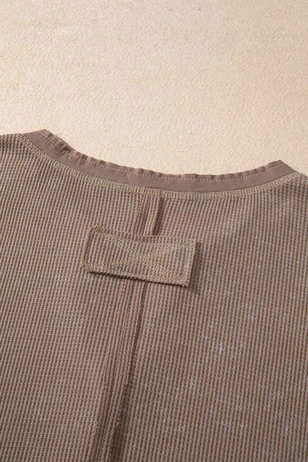 Button Detail Long Sleeve Top 4931b872-45ab-4394-8616-9da7d250455d-Max