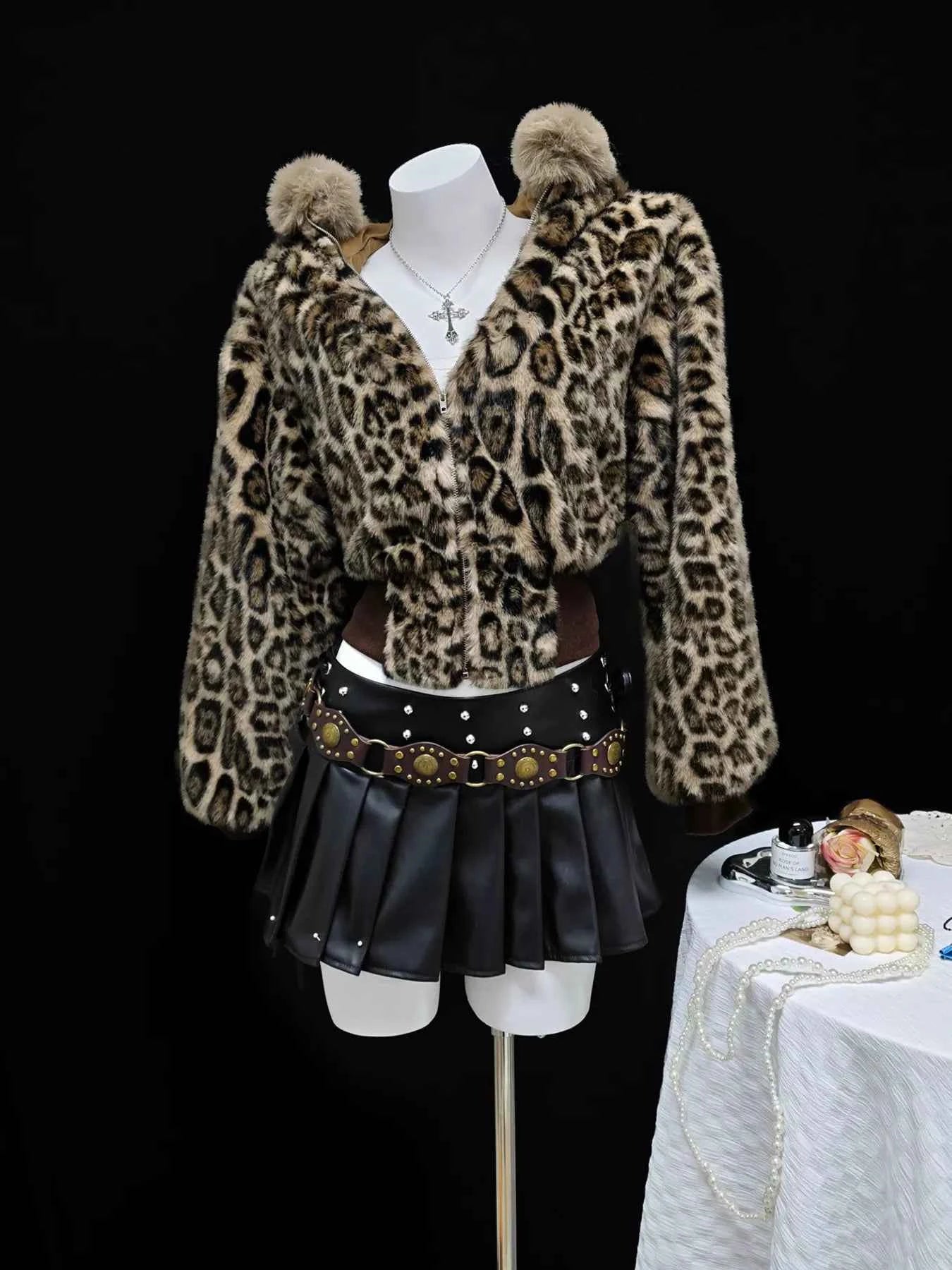Leopard Faux Fur Hooded Outerwear 493886bf13f049558d8f1bd8db03754f-Max-Origin