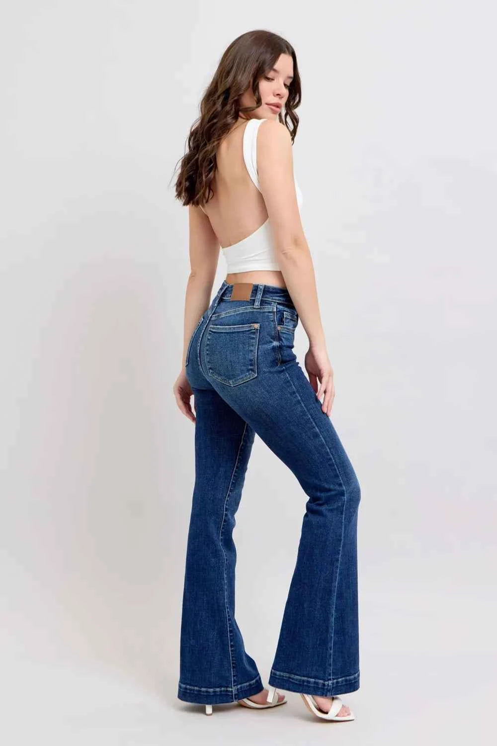Judy Blue Full Size High Rise Flare Jeans with Pockets Plus Size 49608f1d-9140-4b48-81d2-5928e2bb7c13-Max