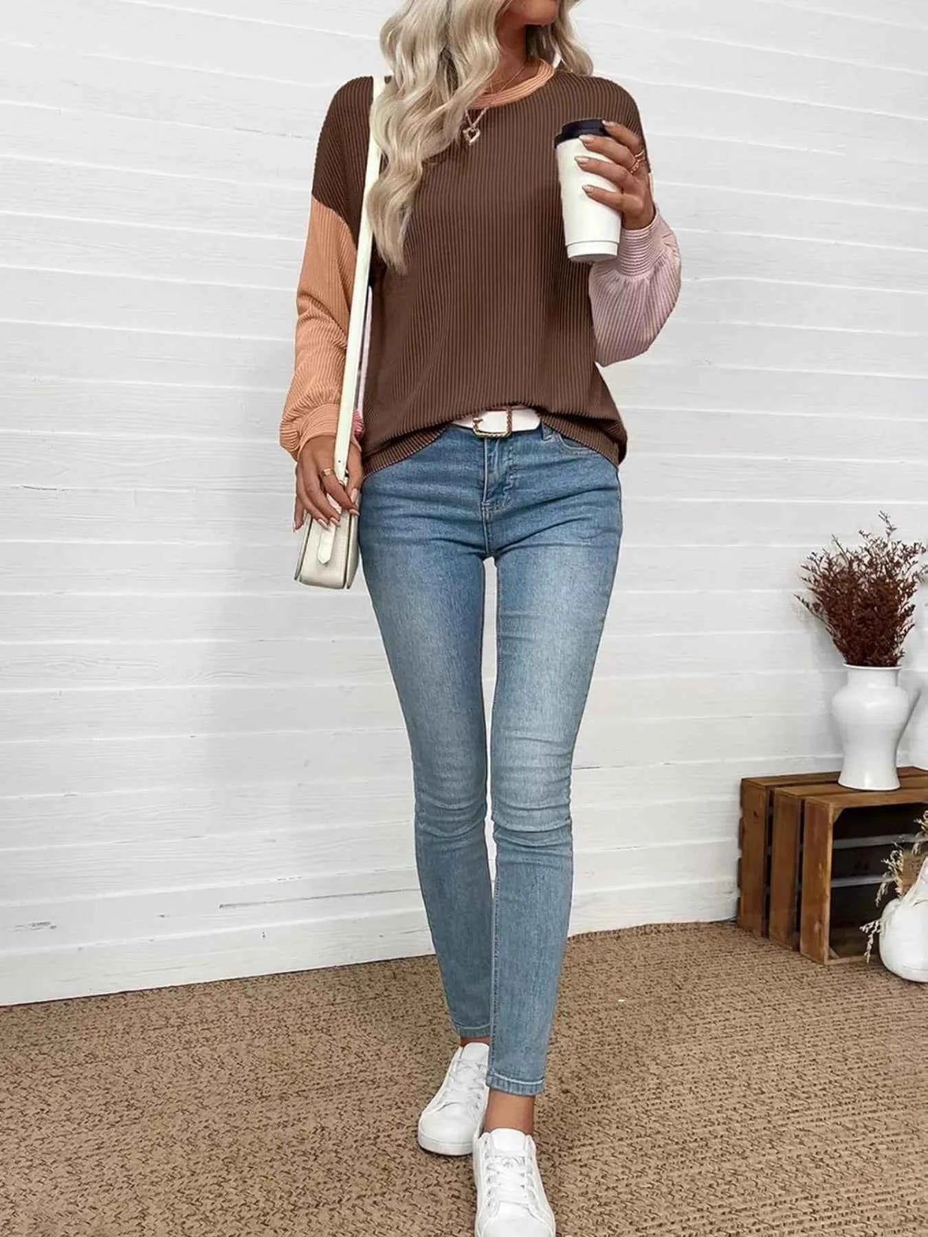 Color Block Ribbed Long Sleeve T-Shirt 496856f2-9a38-4117-bb42-5413afc2ab8b-Max-Origin