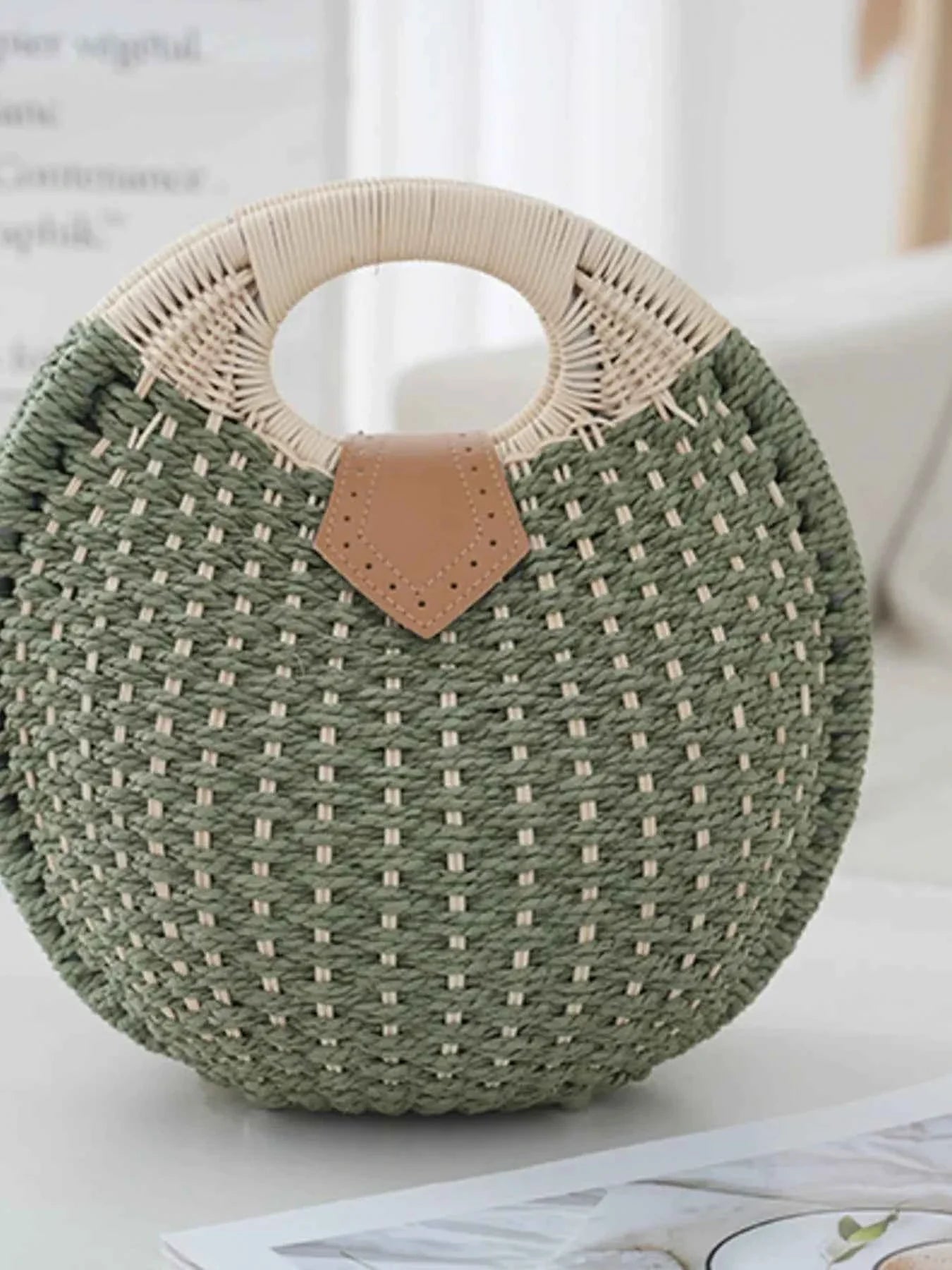 Straw Braided Round Handbag Green One Size 4976d183853f450db4d4064497140748-Max-Origin