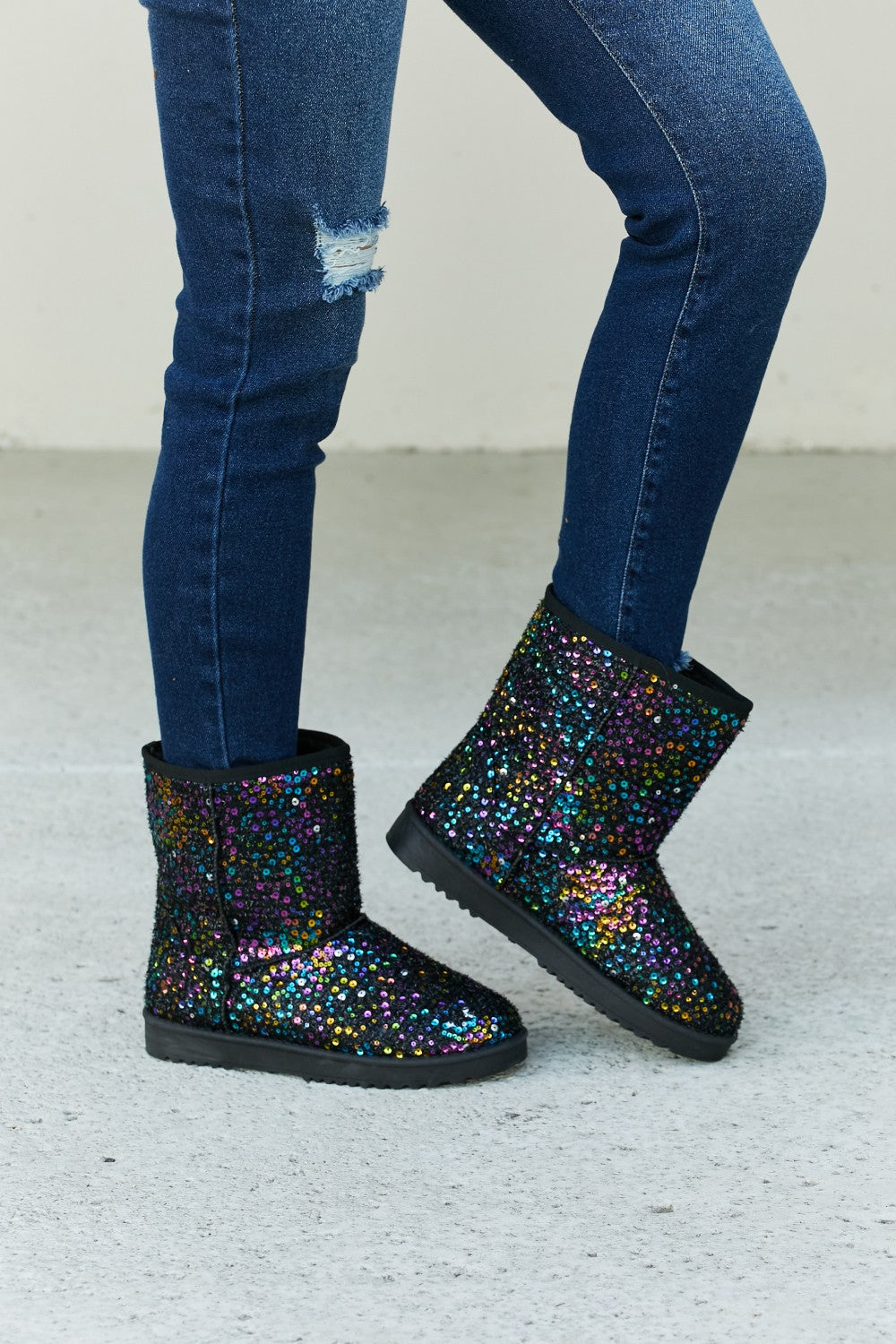 Multicolored Sequin Snow Boots Multi Black 49795f3105d54eb0a90b74af627460a1-Max