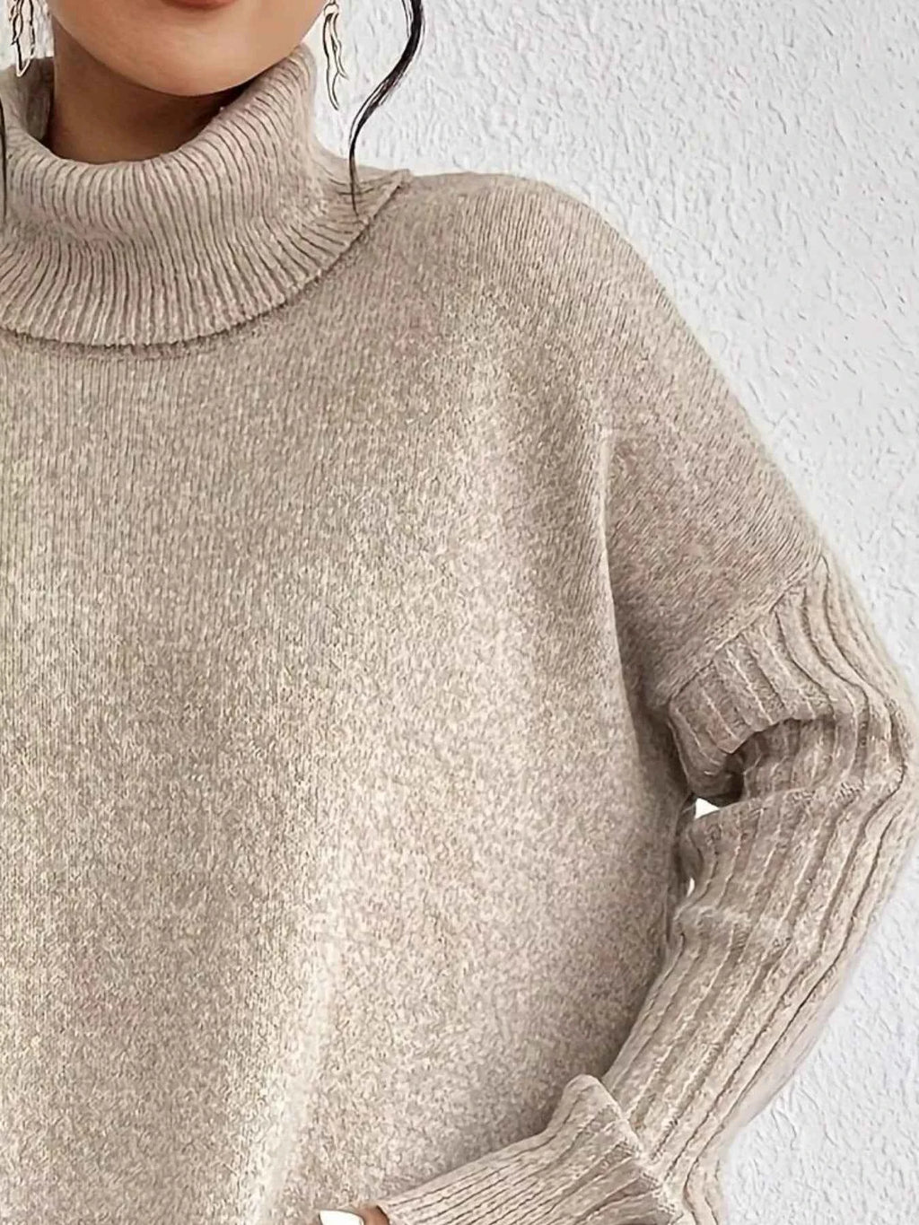 Turtleneck Dropped Shoulder Sweater 49856c7d-3f7b-4b13-a49d-e8ecaa875256-Max-Origin