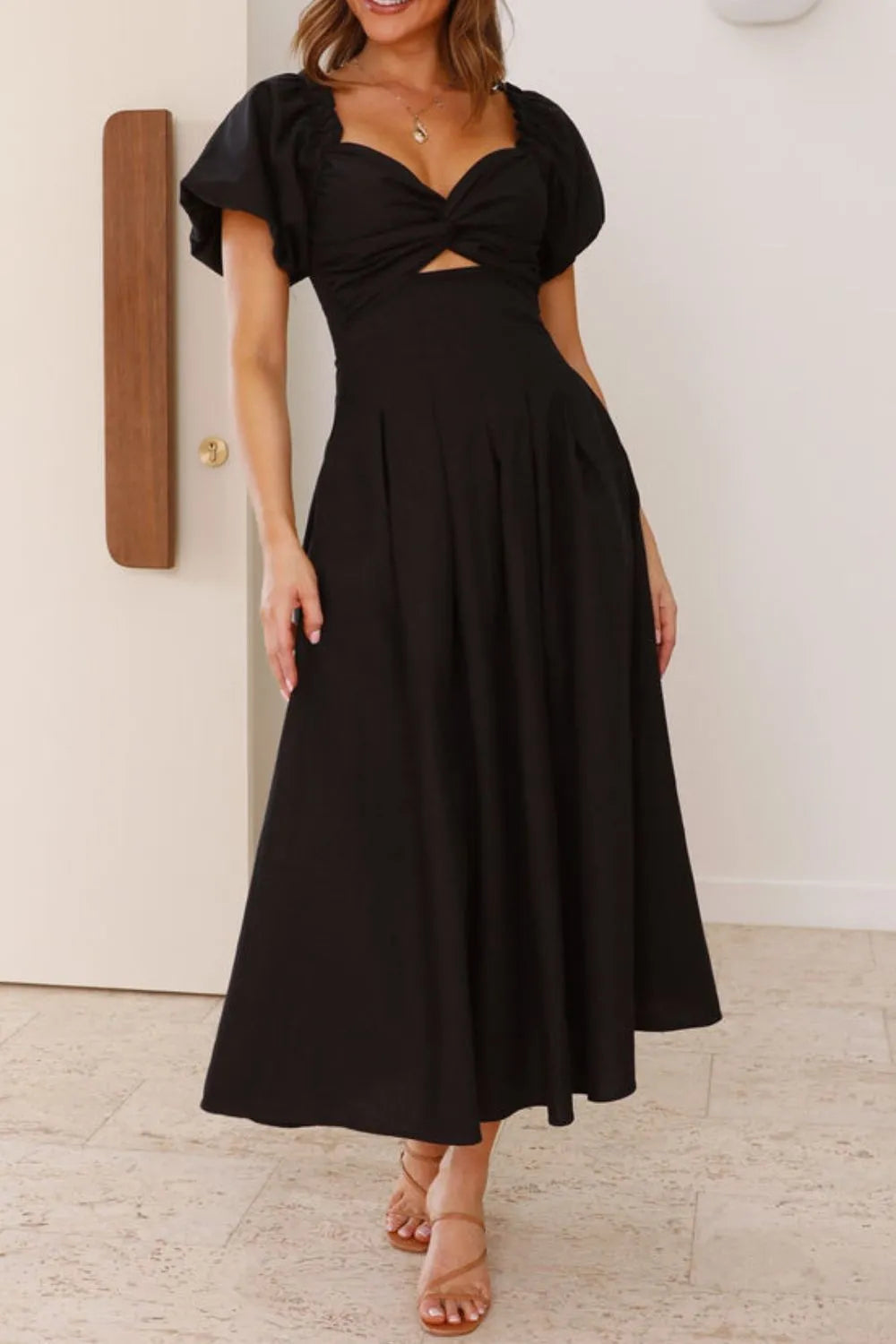 Sweetheart Neck Puff Sleeve Dress 49c0c649-1e54-4146-a17c-2aaac0dce7f7-Max-Origin