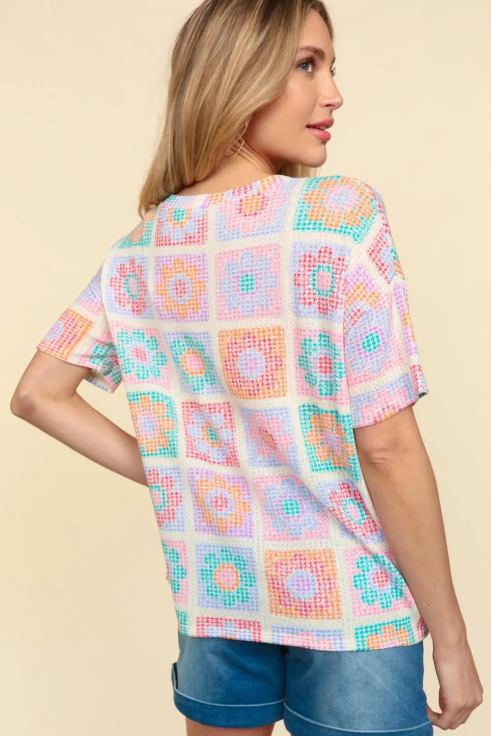 Haptics Flower Print Round Neck Short Sleeve T-Shirt 49ce3c9b-450f-4613-ab9d-0cd3636966bc-Max