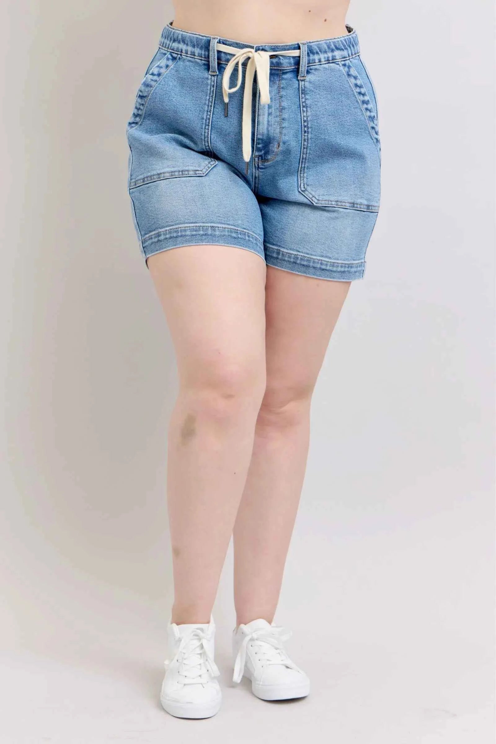 Judy Blue Plus Size High Waist Vintage Wash Denim Shorts Medium 4a1c5aff-de0f-4ed9-bb1a-ae37a8608770-Max-Origin