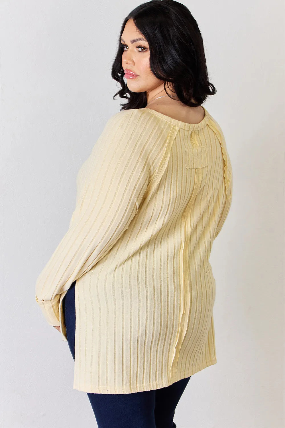 Basic Bae Full Size Ribbed Round Neck Slit T-Shirt 4a3dfa03-40e5-4d08-b3d3-b37ad98236ea-Max