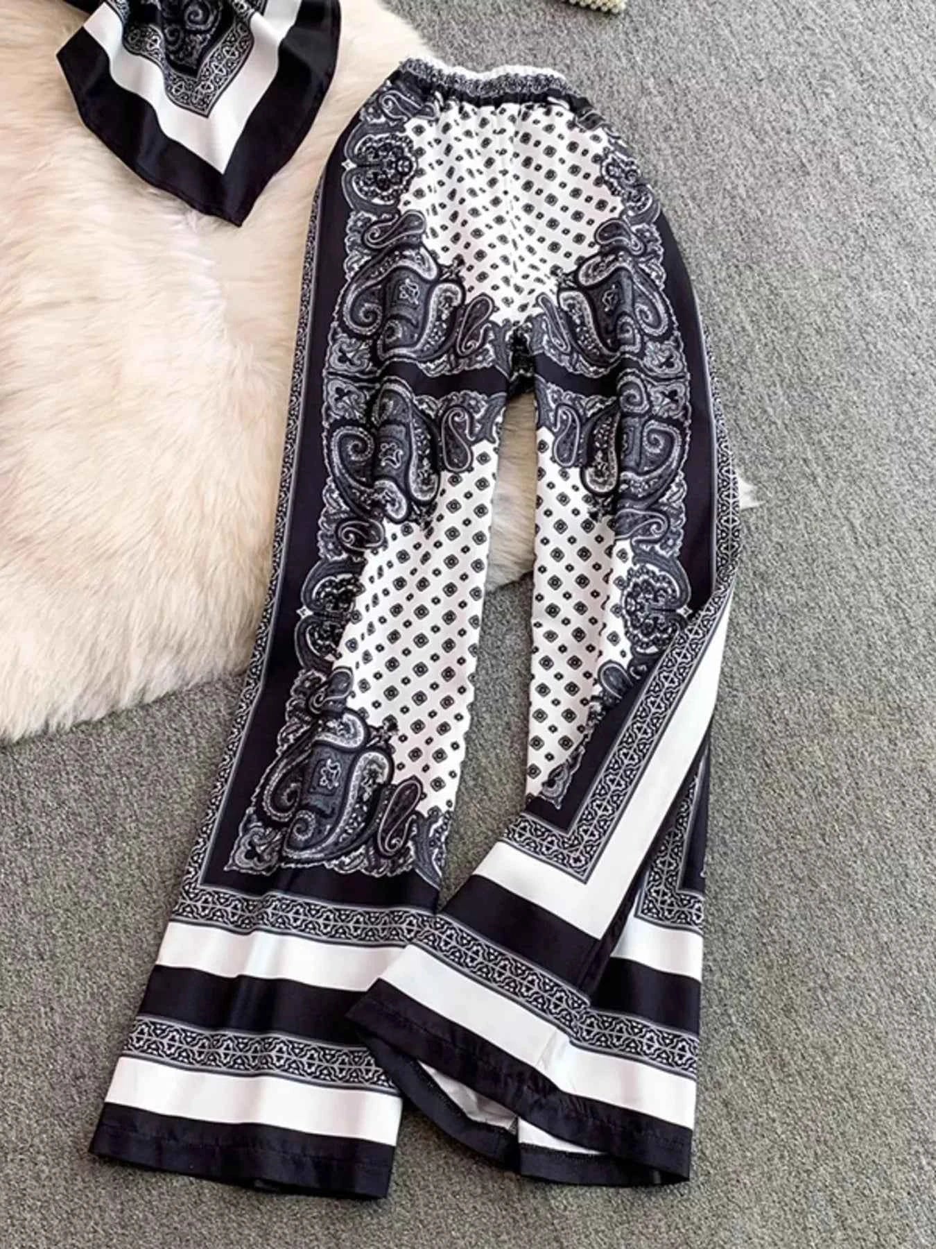 Tie Back Printed Cami and Pants Set 4aa068cd3a9549328a01148dd940704c-Max-Origin